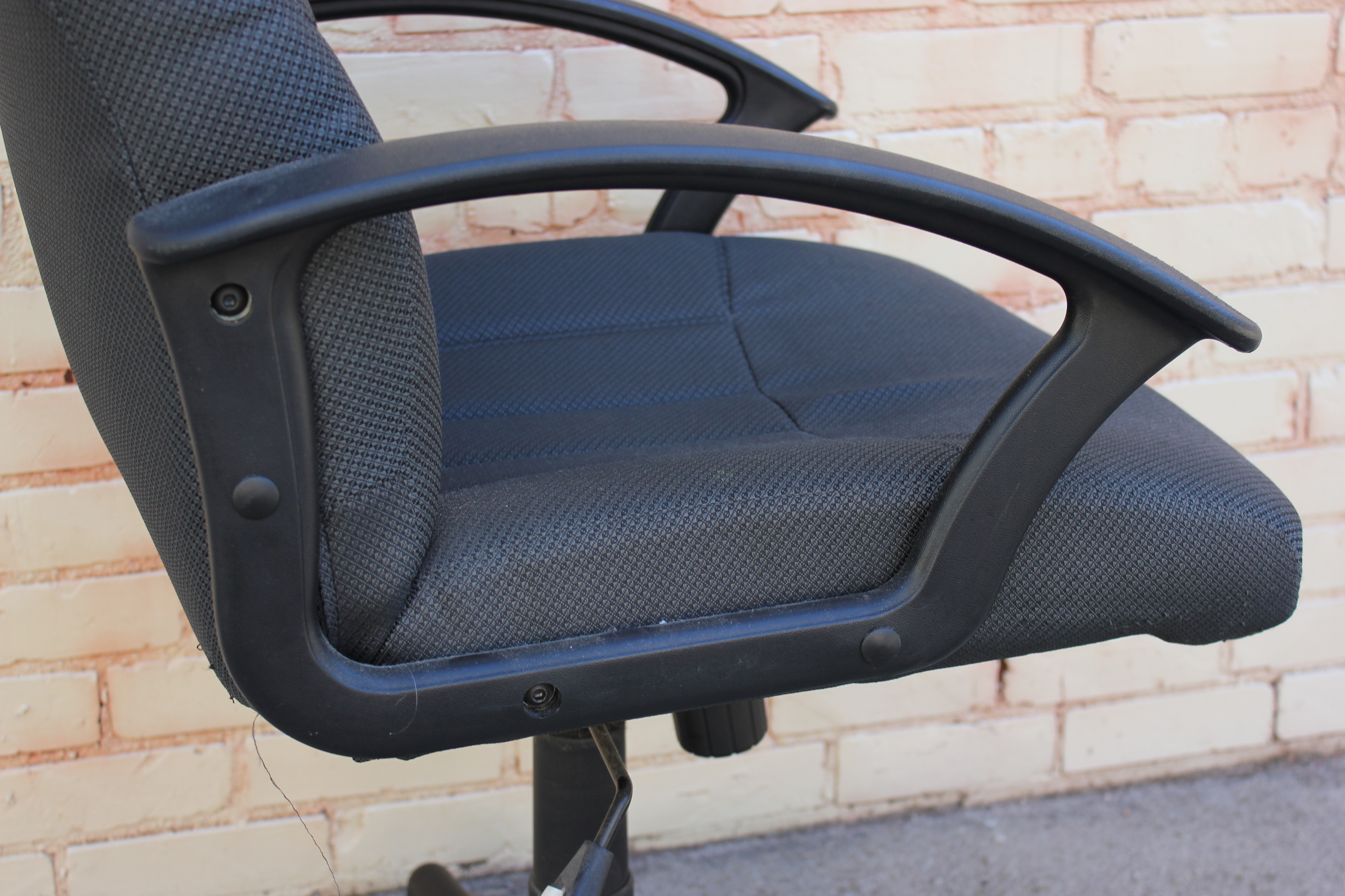 Adjustable Swivel Desk Chair 