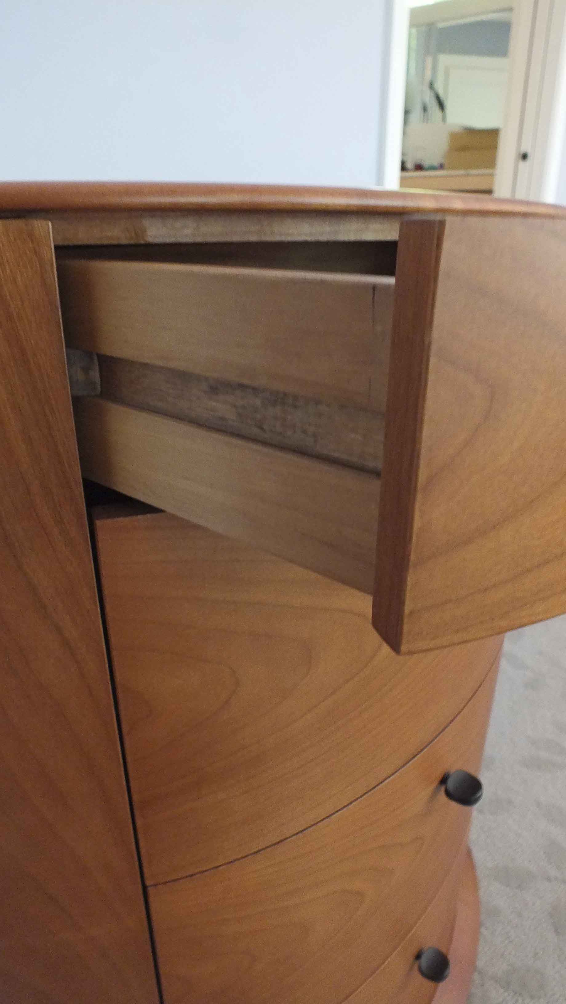 Chiave di Violino Four Drawer Chest