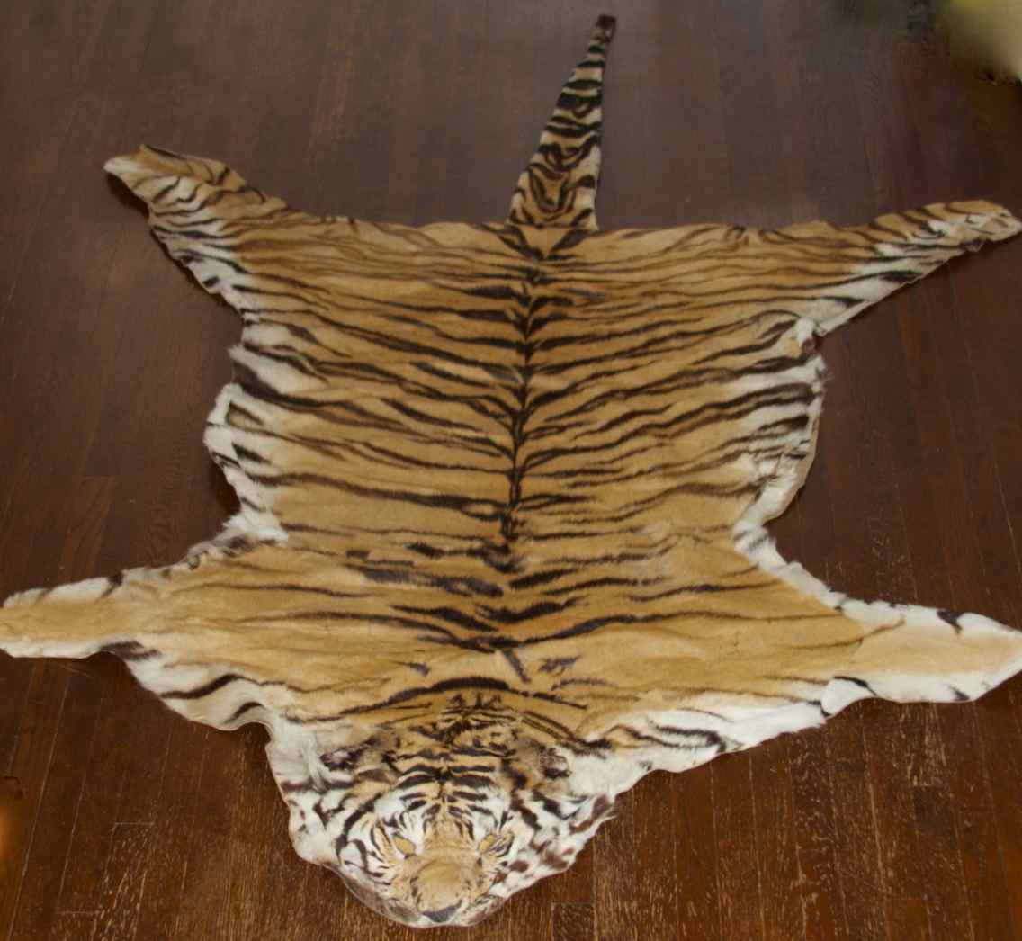 Genuine Indian Bengal Tiger Pelt Rug