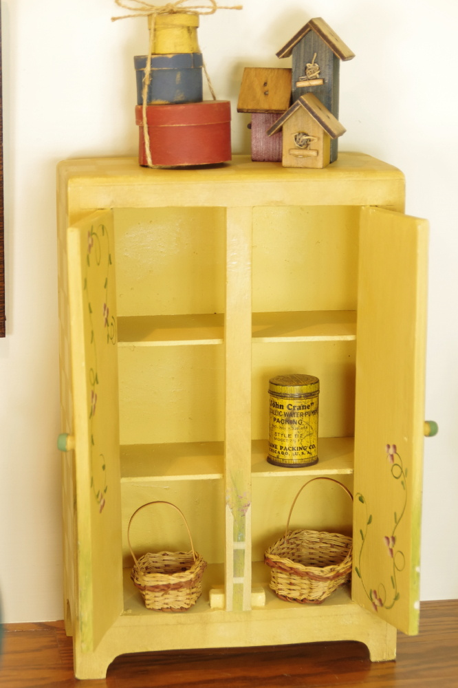 Vintage Doll Tea Room with Furniture, Accessories and Dolls