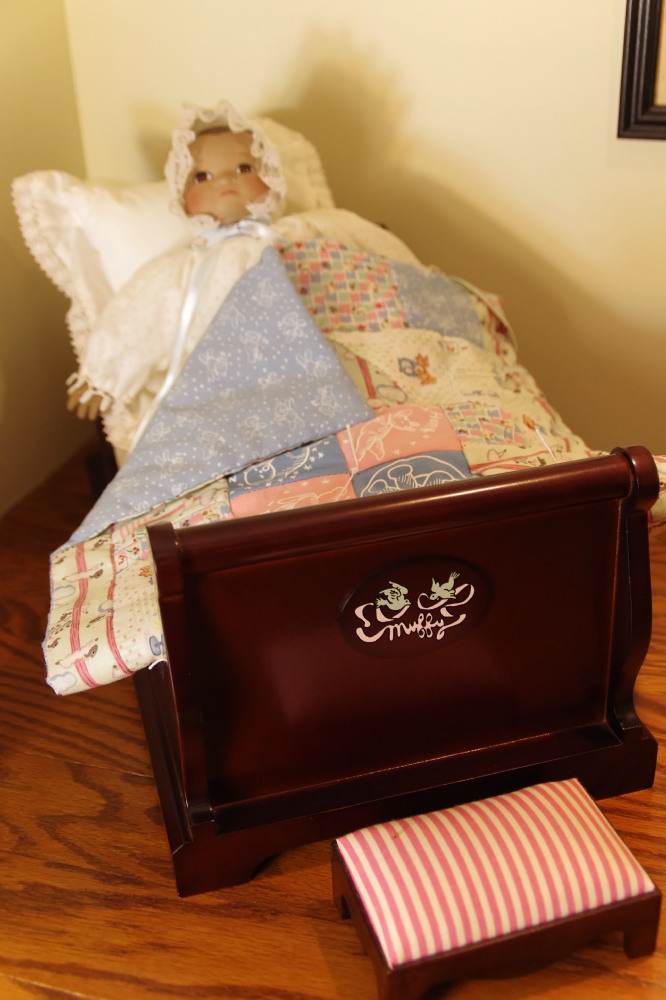 Vintage Doll Bedroom with Furniture, Accessories and Dolls