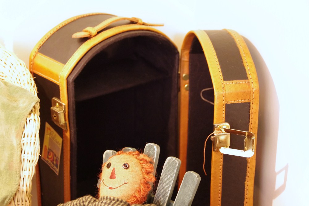 Vintage Doll Living Room with Furniture, Accessories and Dolls