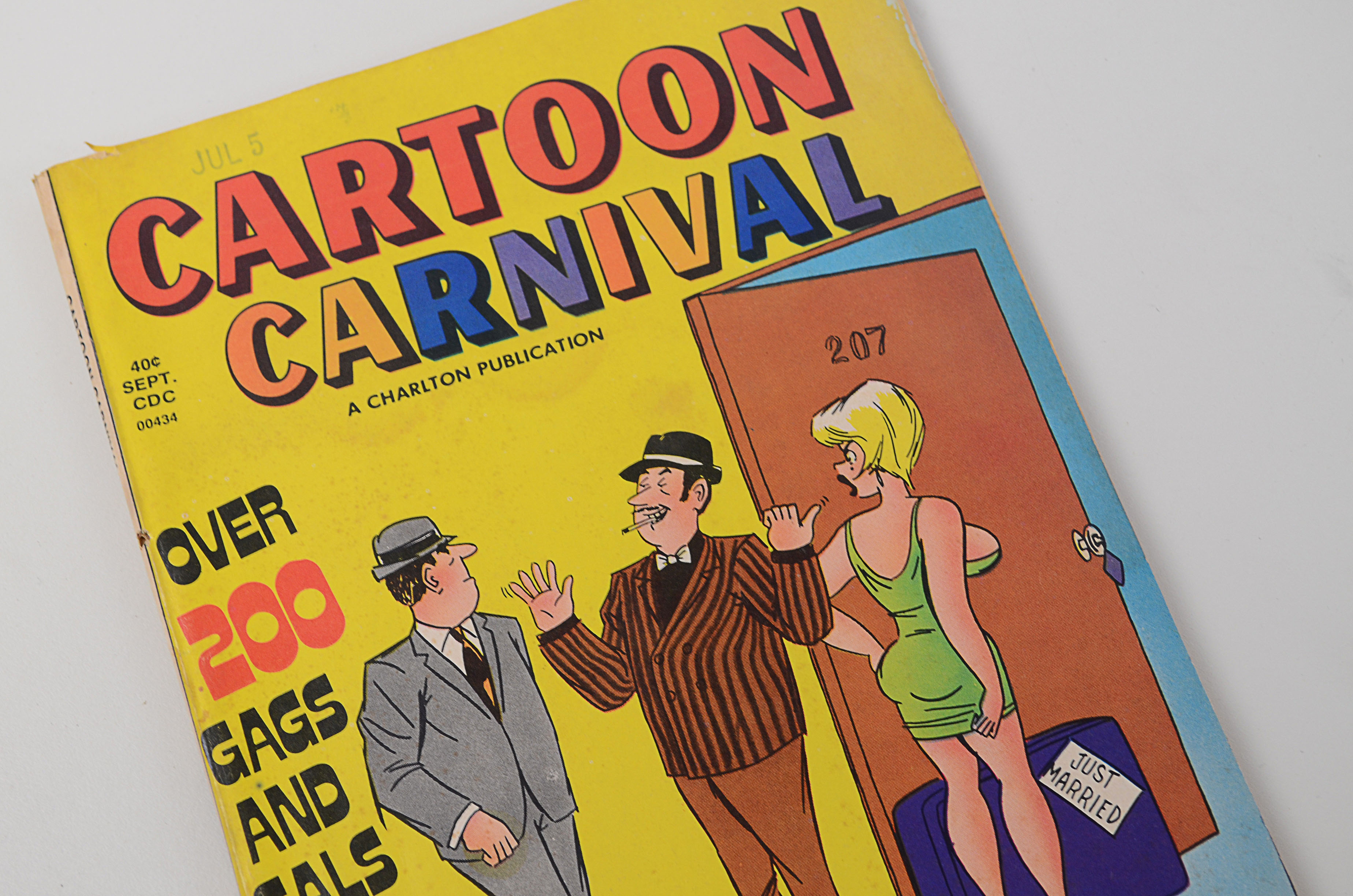 Cartoon Carnival Men's Cartoons 