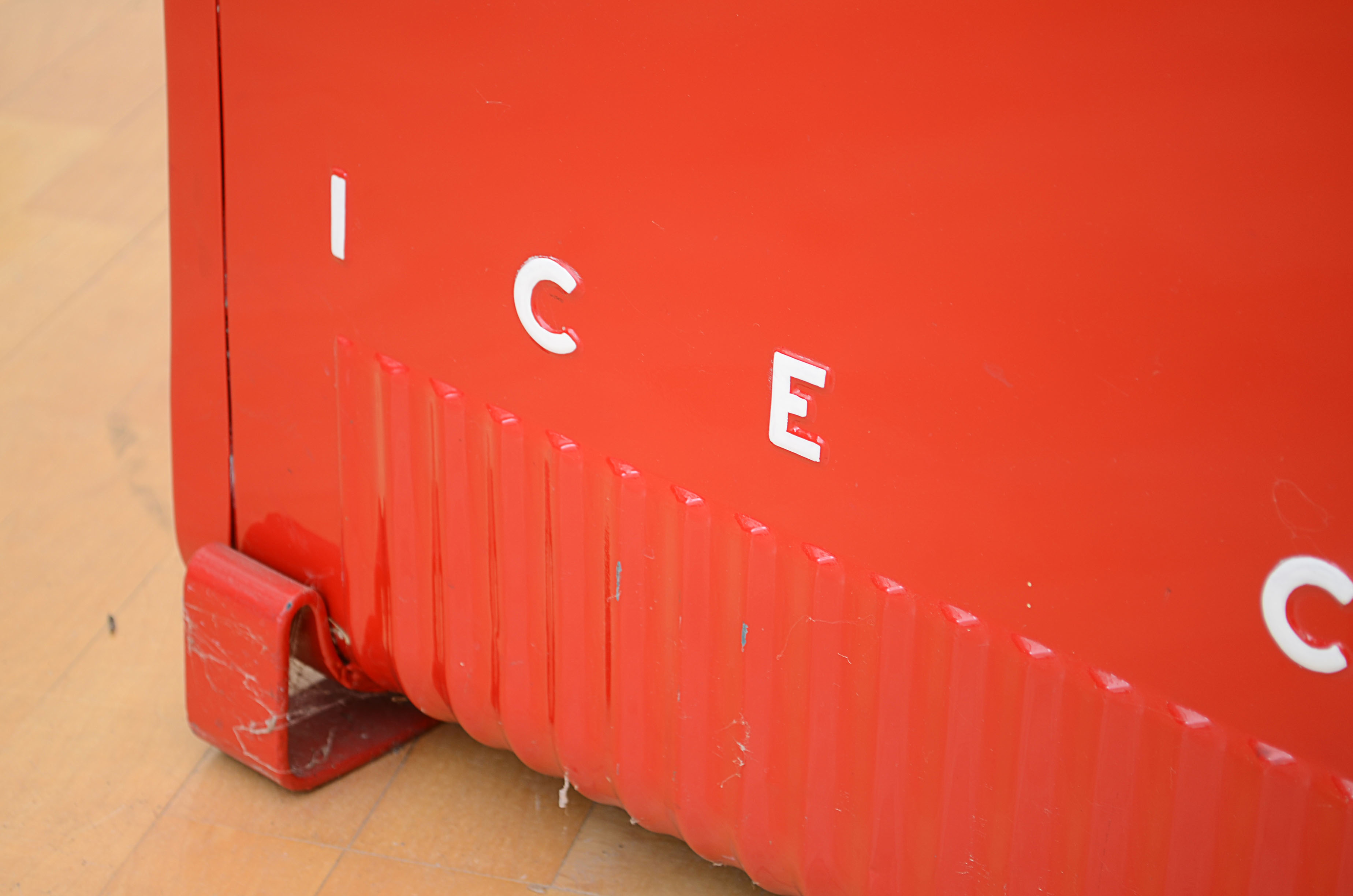 1940's Coca-Cola Self -Serve Bottle Machine Chest