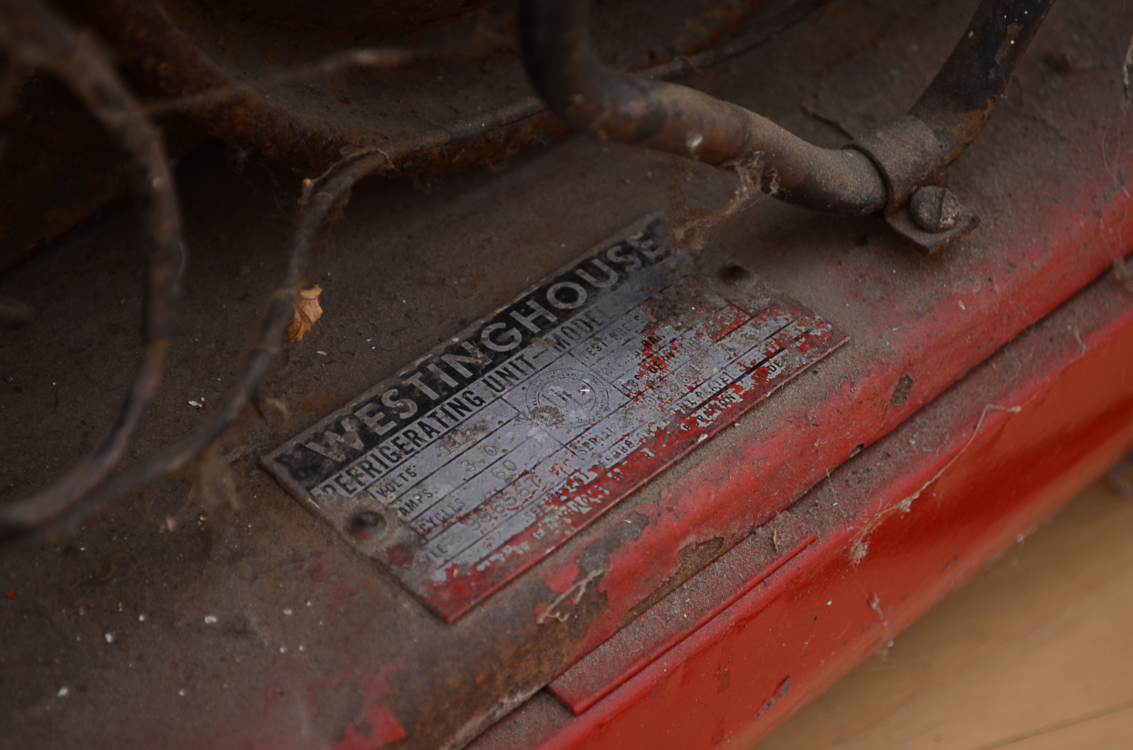 1940's Coca-Cola Self -Serve Bottle Machine Chest