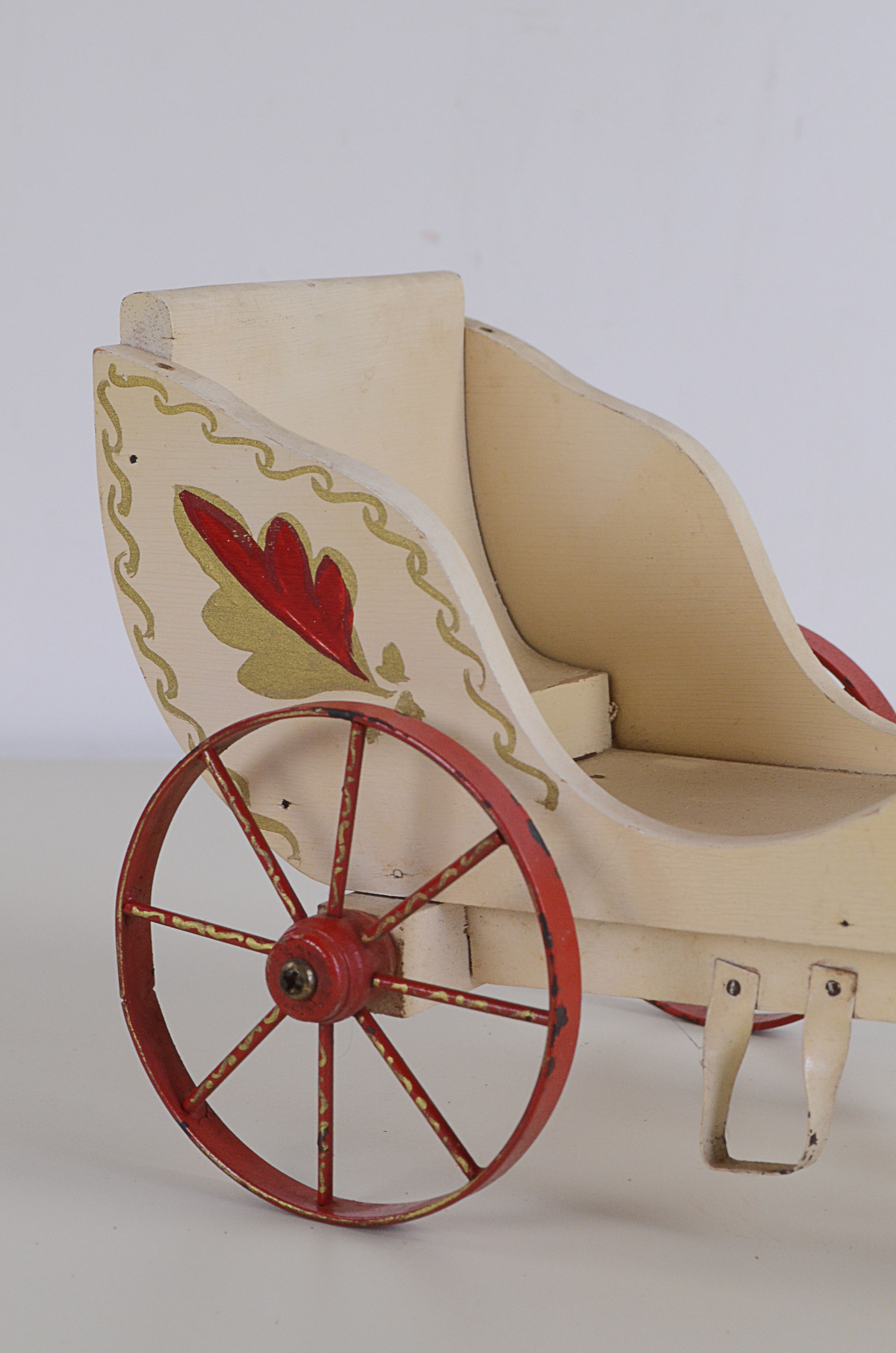 Vintage Horse Drawn Carriage Toy