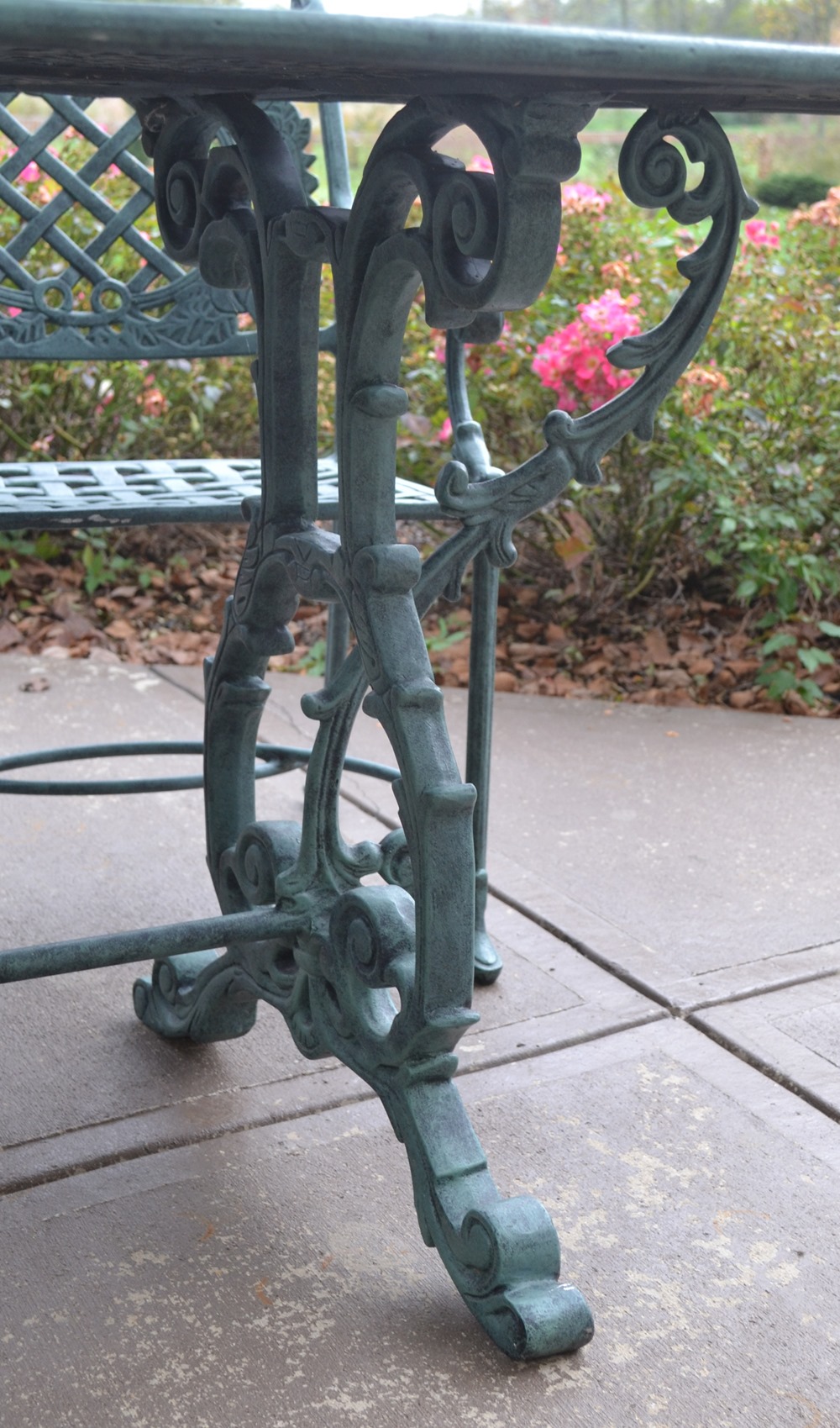 Cast Classics Landgrave Cast Aluminum Patio Set Table 8 Chairs & Umbrella