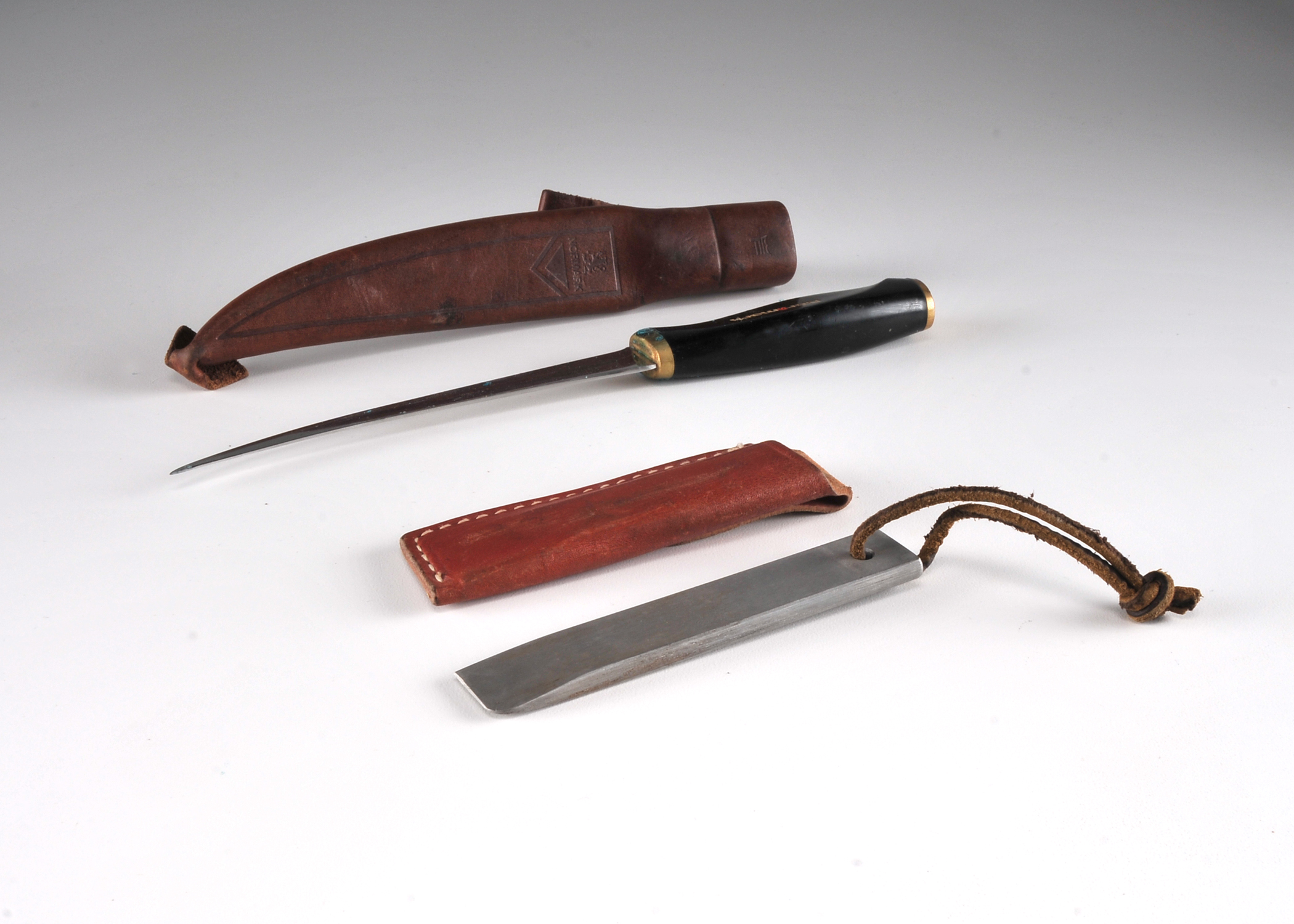 Vintage fixed blade filet knife. Made by Normark