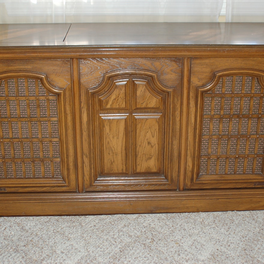 Magnavox Vintage Console Stereo