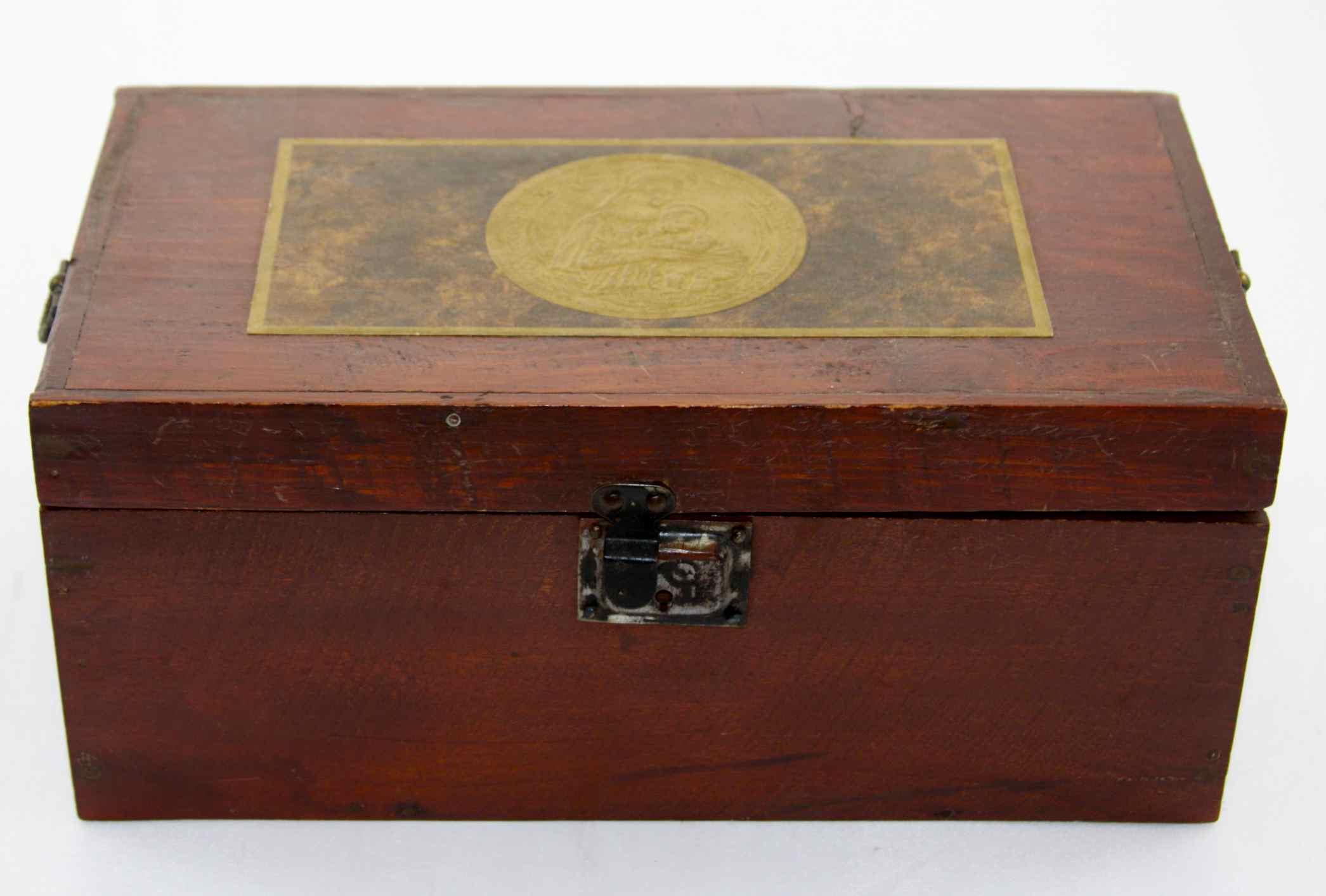 Small Box with Madonna and Child Decoration