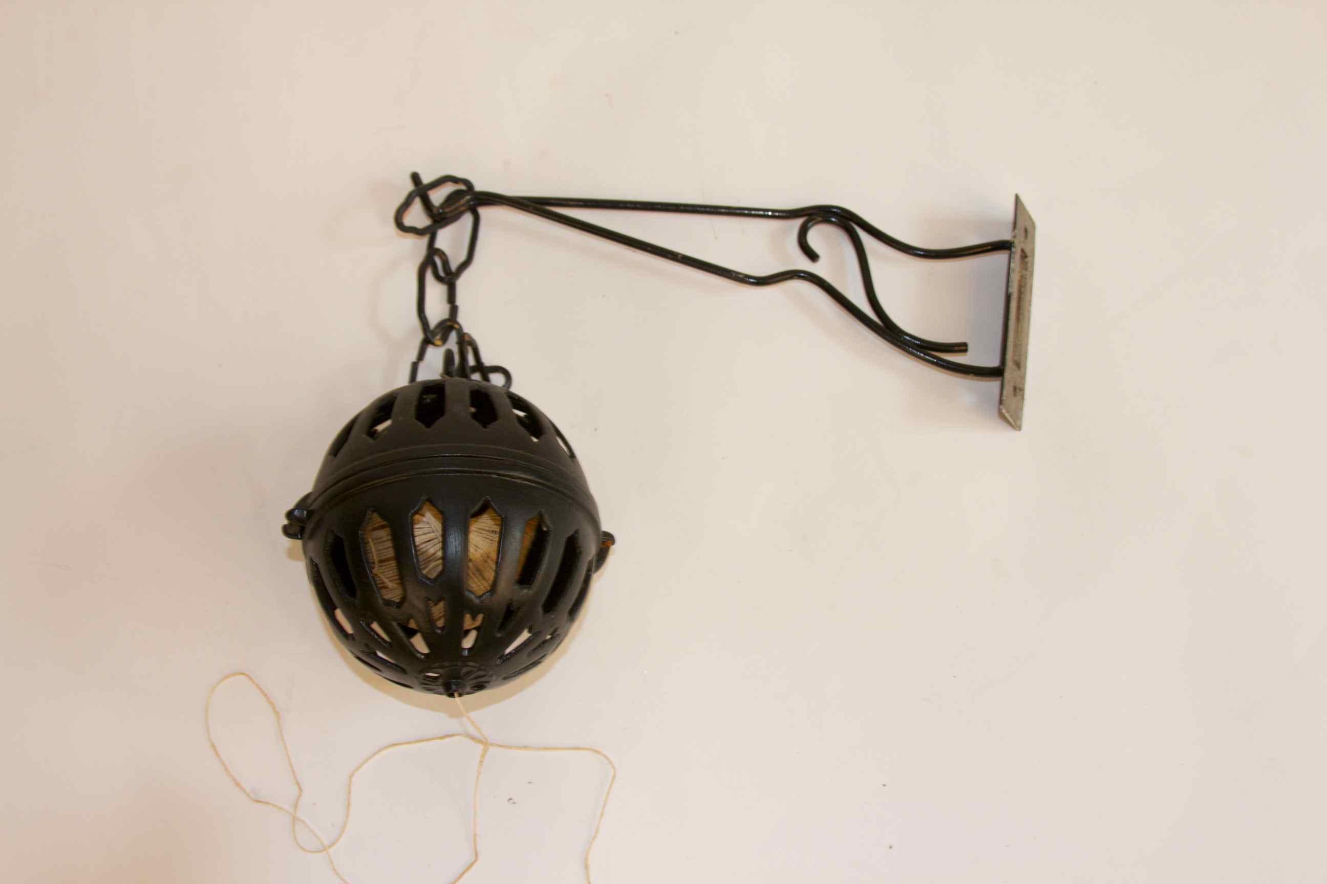 Black Antique Twine  Holder