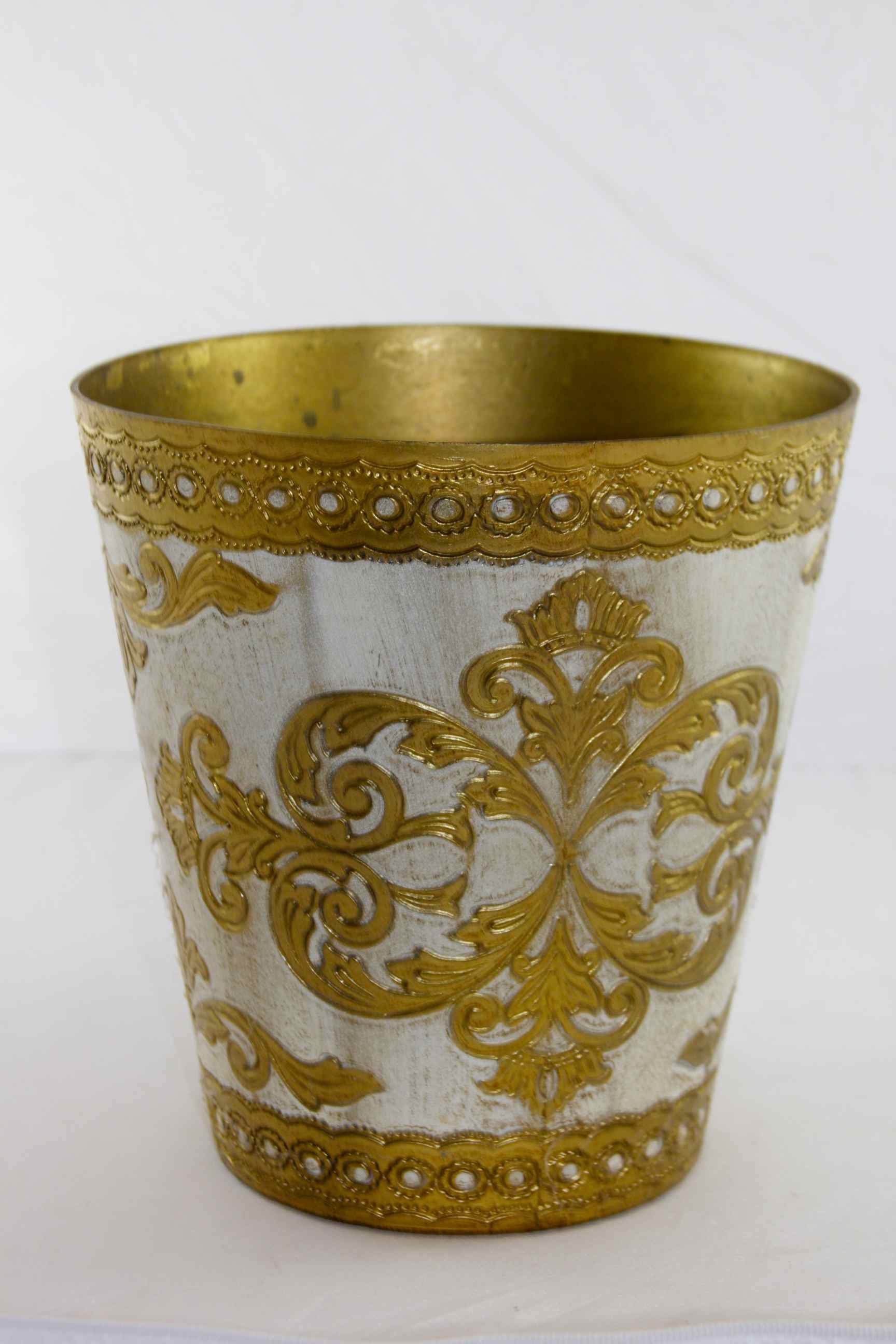 Lovely Vintage Waste Basket