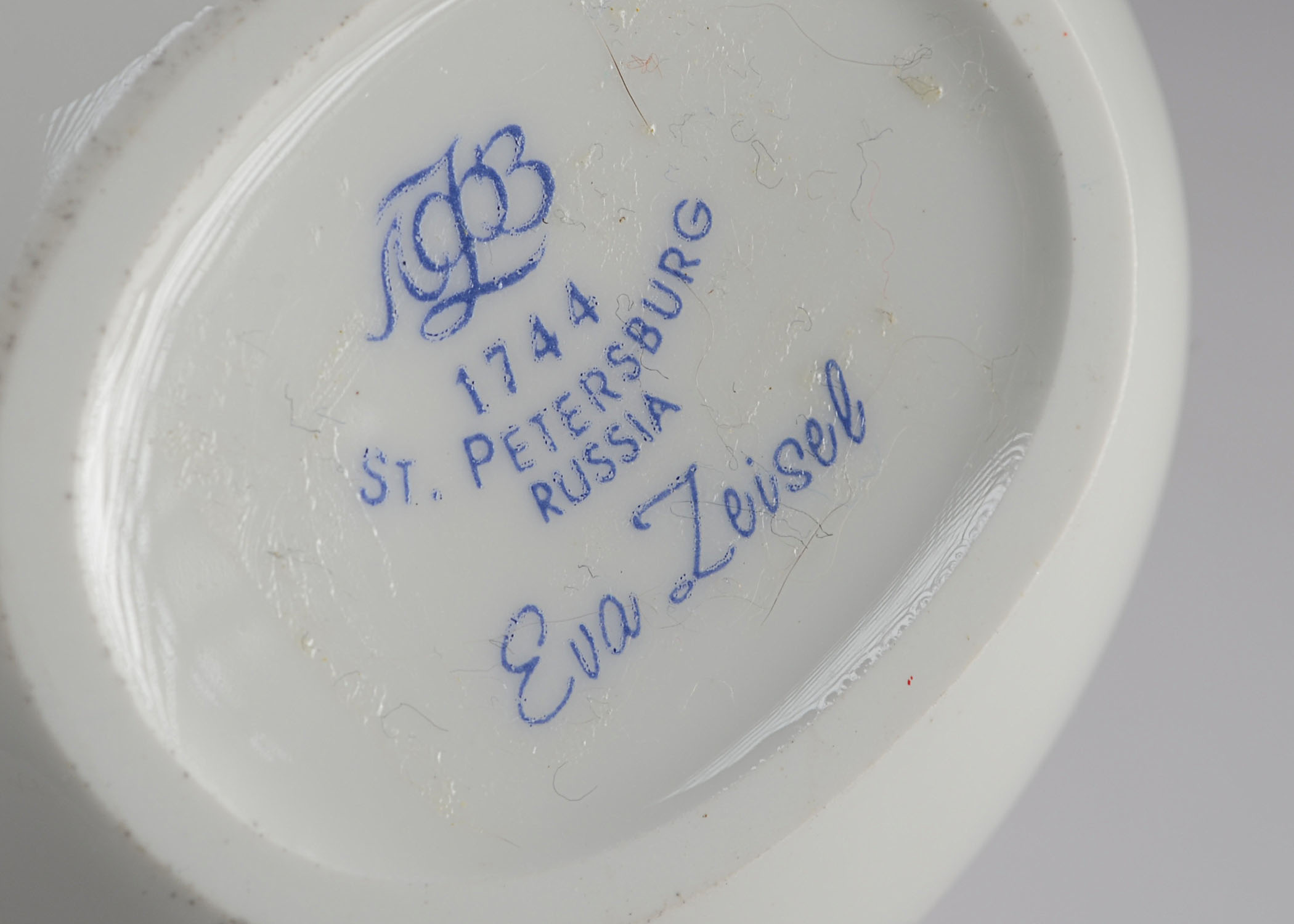 Eva Zeisel, Russia Circa 2005