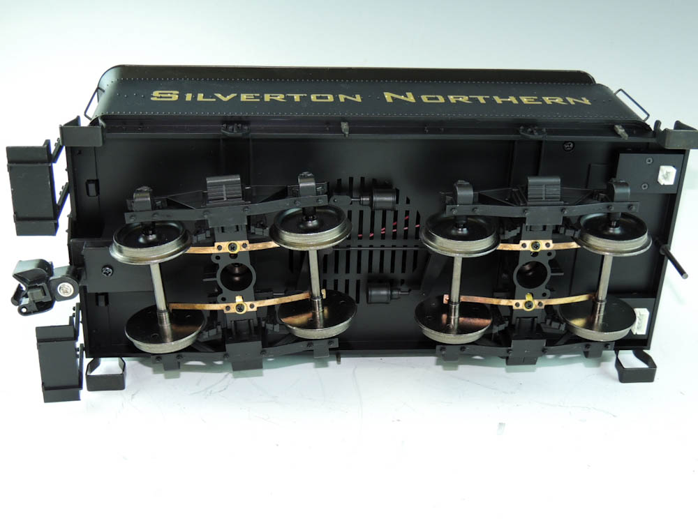 Bachmann Steam Locomotive with Tender, G Scale Train Cars