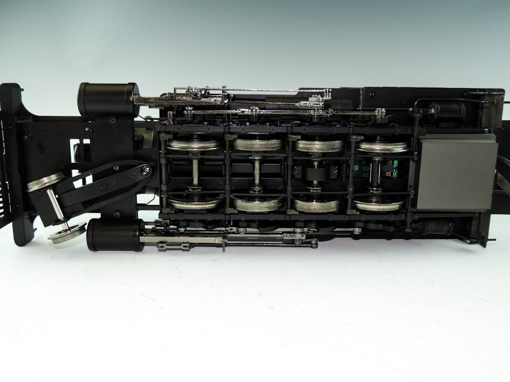 Bachmann Steam Locomotive with Tender, G Scale Train Cars