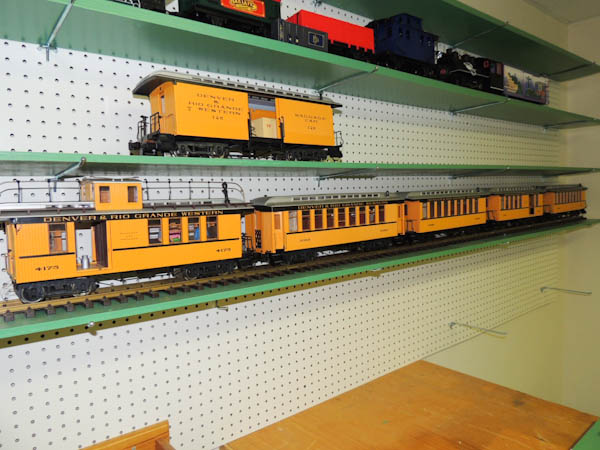 LGB by Lehmann Denver & Rio Grande Caboose and Five Cars Garden Scale