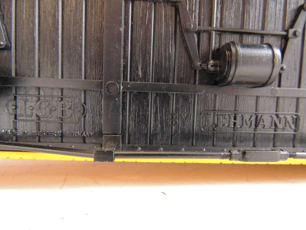 LGB by Lehmann Denver & Rio Grande Caboose and Five Cars Garden Scale