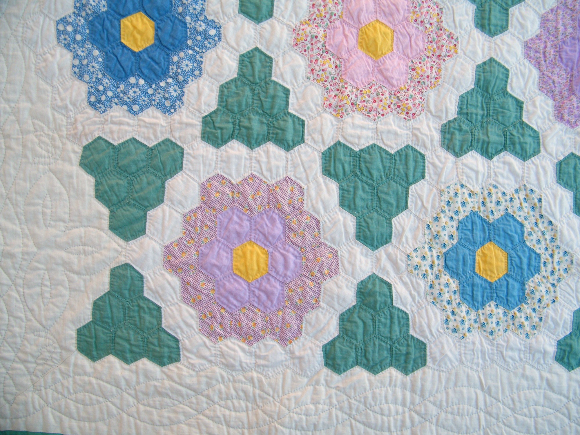 Vintage Grandmother's Flower Garden Quilt