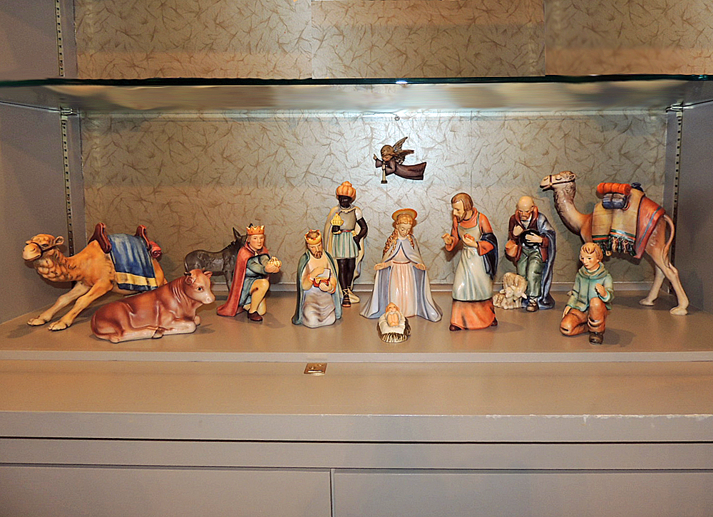 Hummel Goebel Nativity Scene