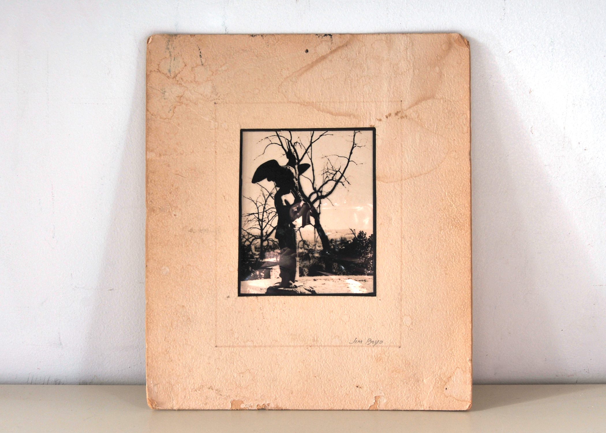 Unusual Artistic Image of a Sculpture