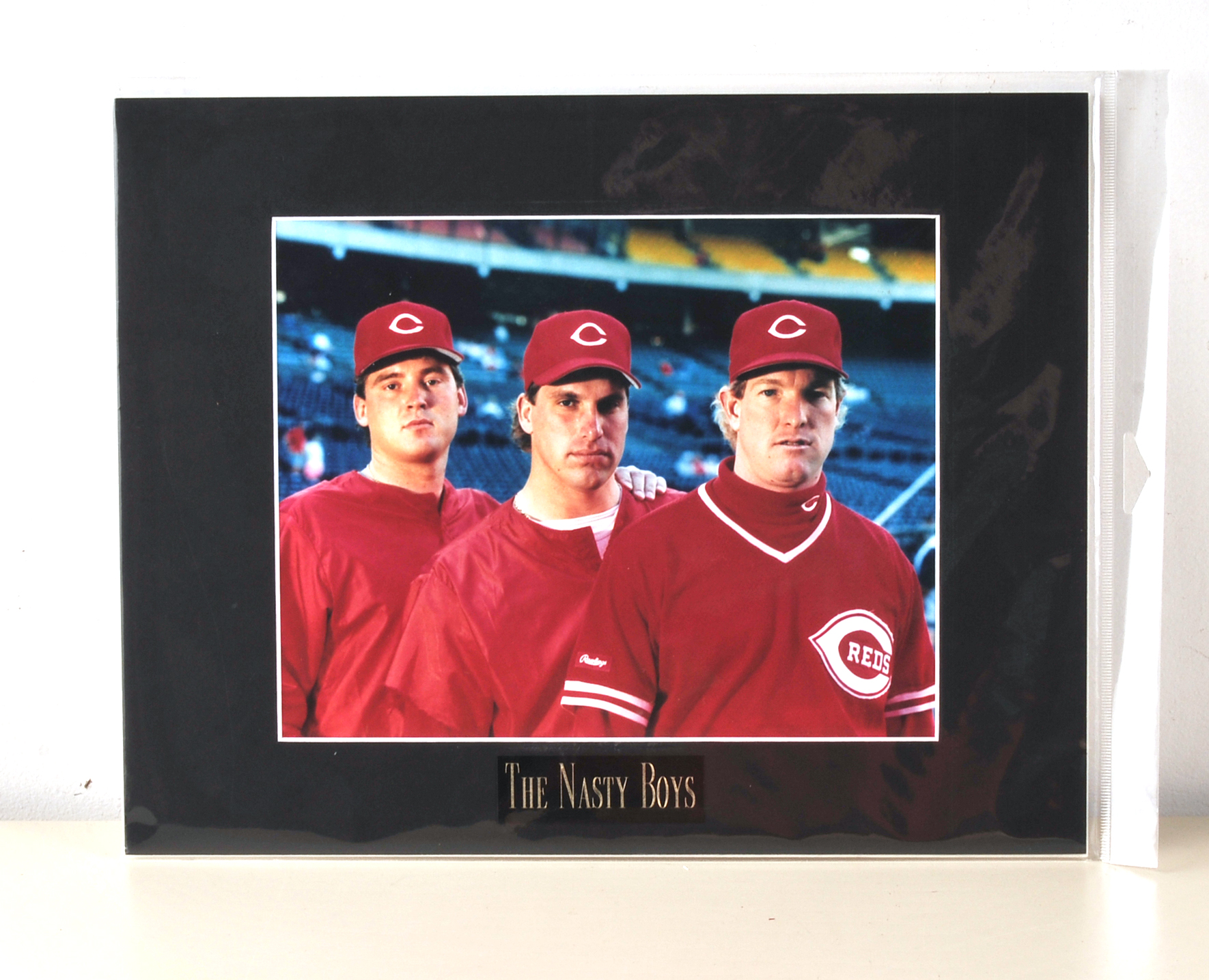 (2) Cincinnati Reds 1990 Photos/ Joe Oliver Autograph/ COA