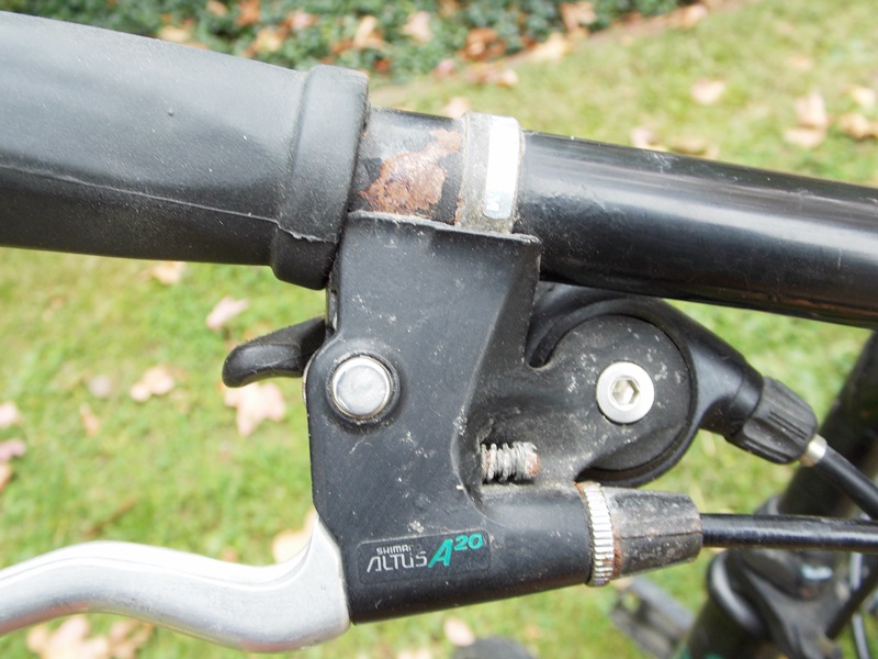 Vintage Nishiki 10 Speed Mens Touring Bike and Two Vintage Bikes