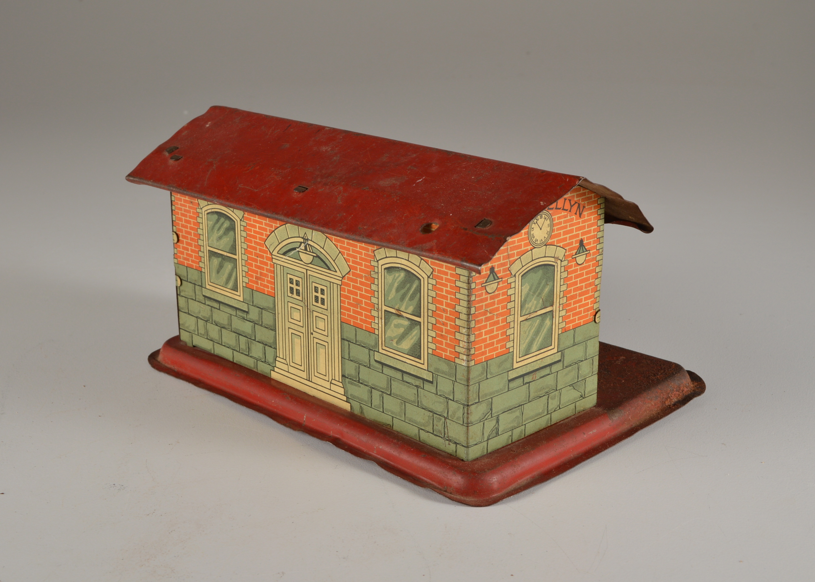 American Flyer Tin Litho Model Train Accessories