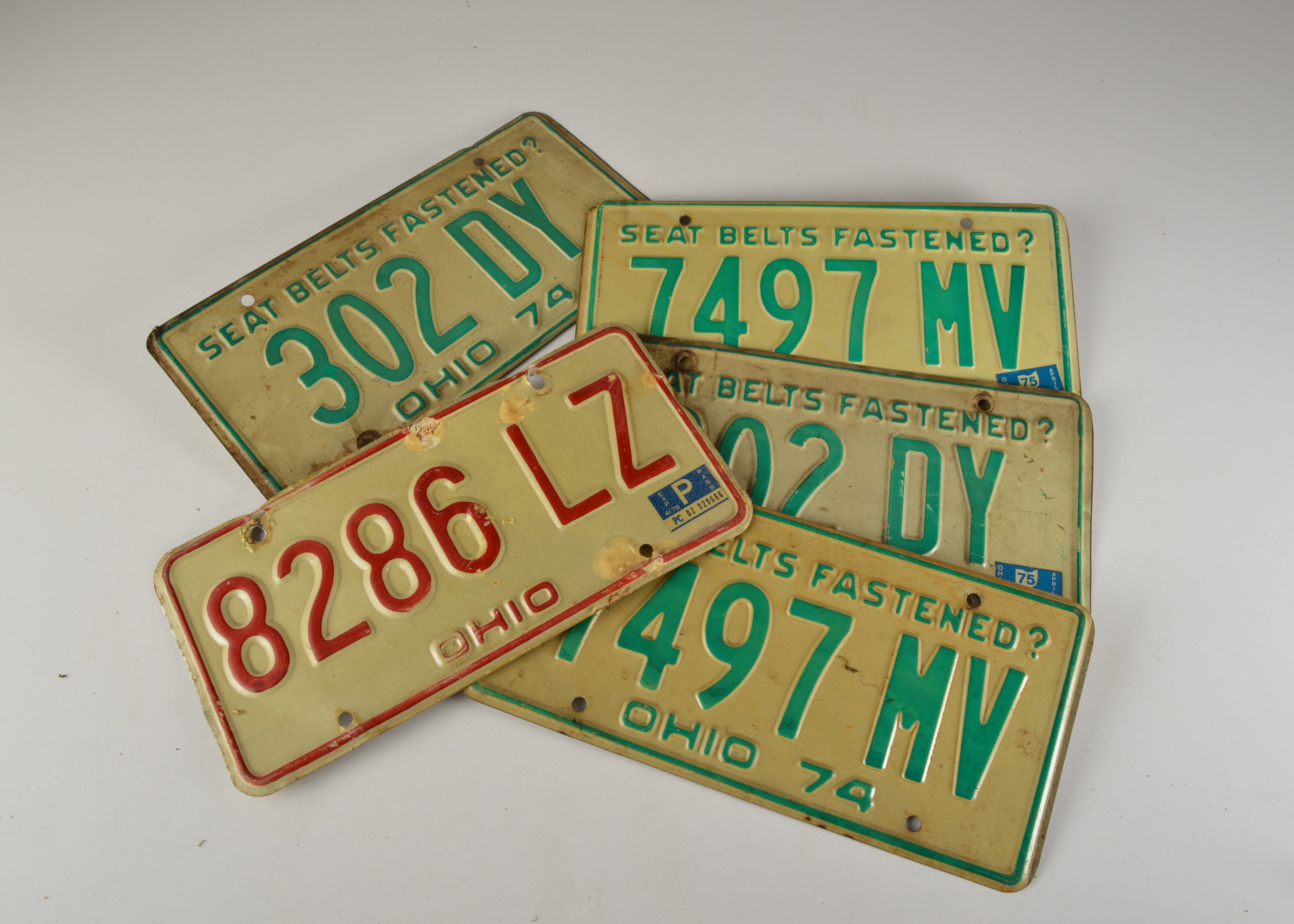 Lot of Vintage License Plates 