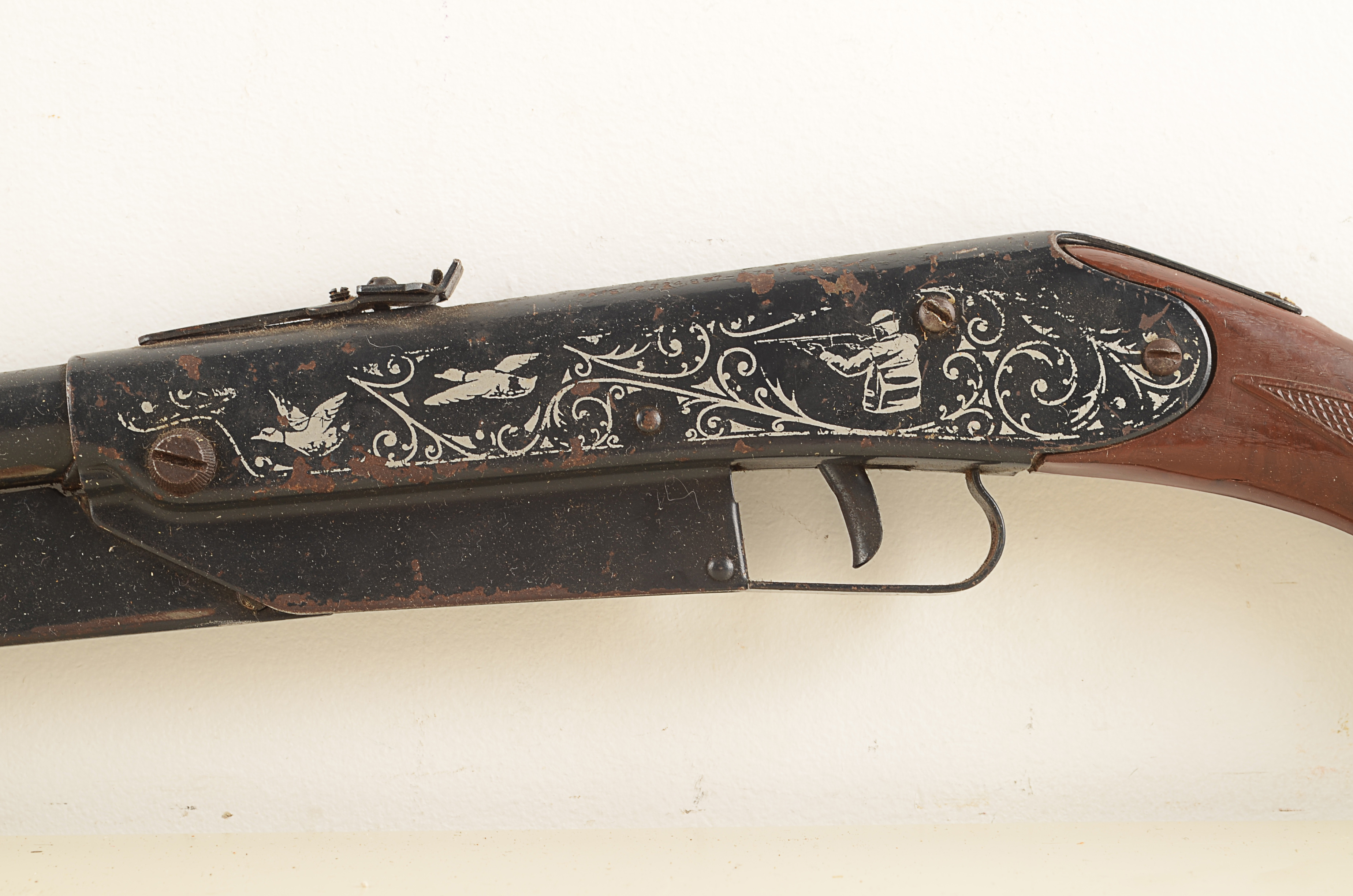 Vintage Daisy Model 25 BB Rifle. 