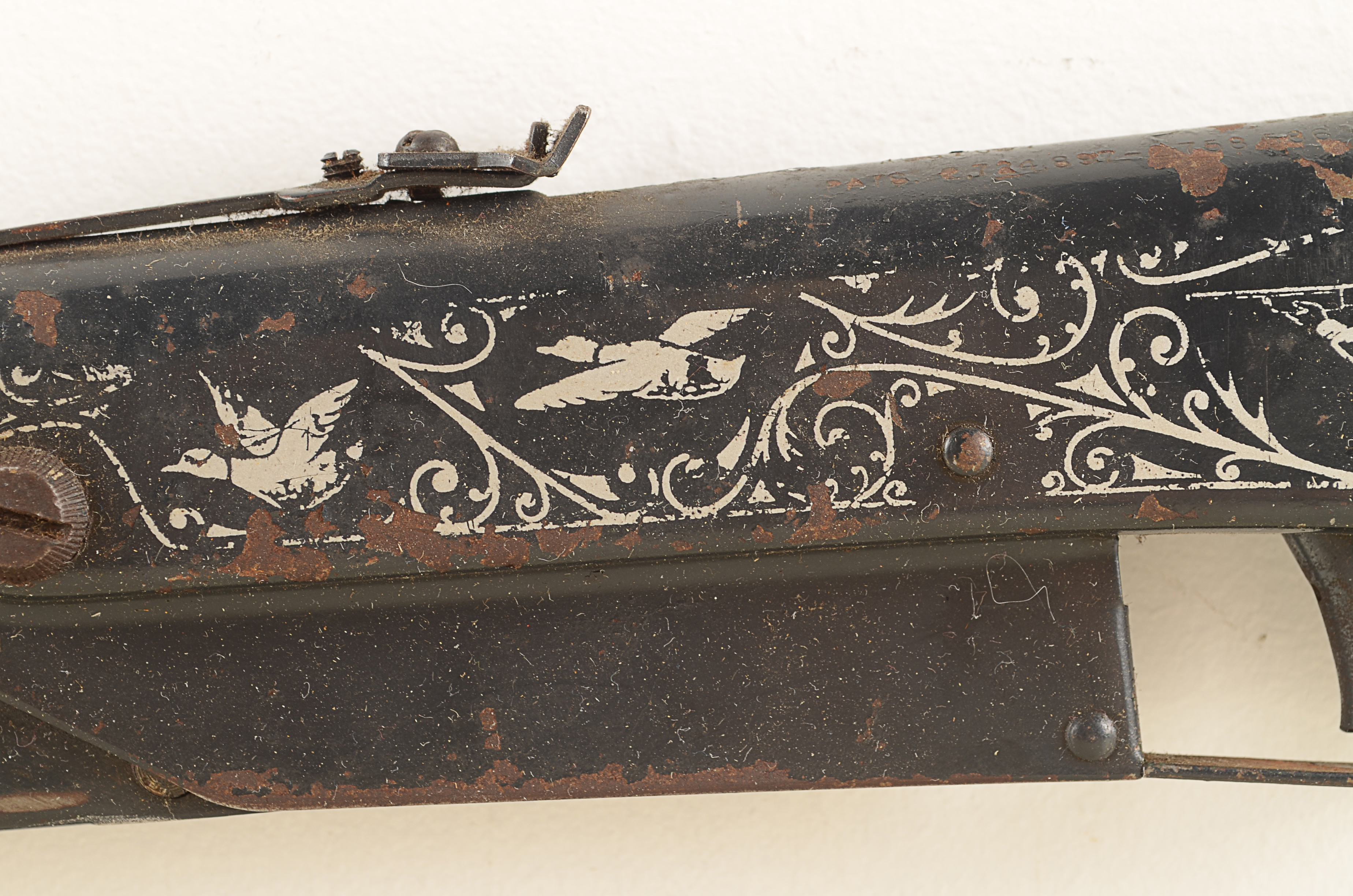 Vintage Daisy Model 25 BB Rifle. 