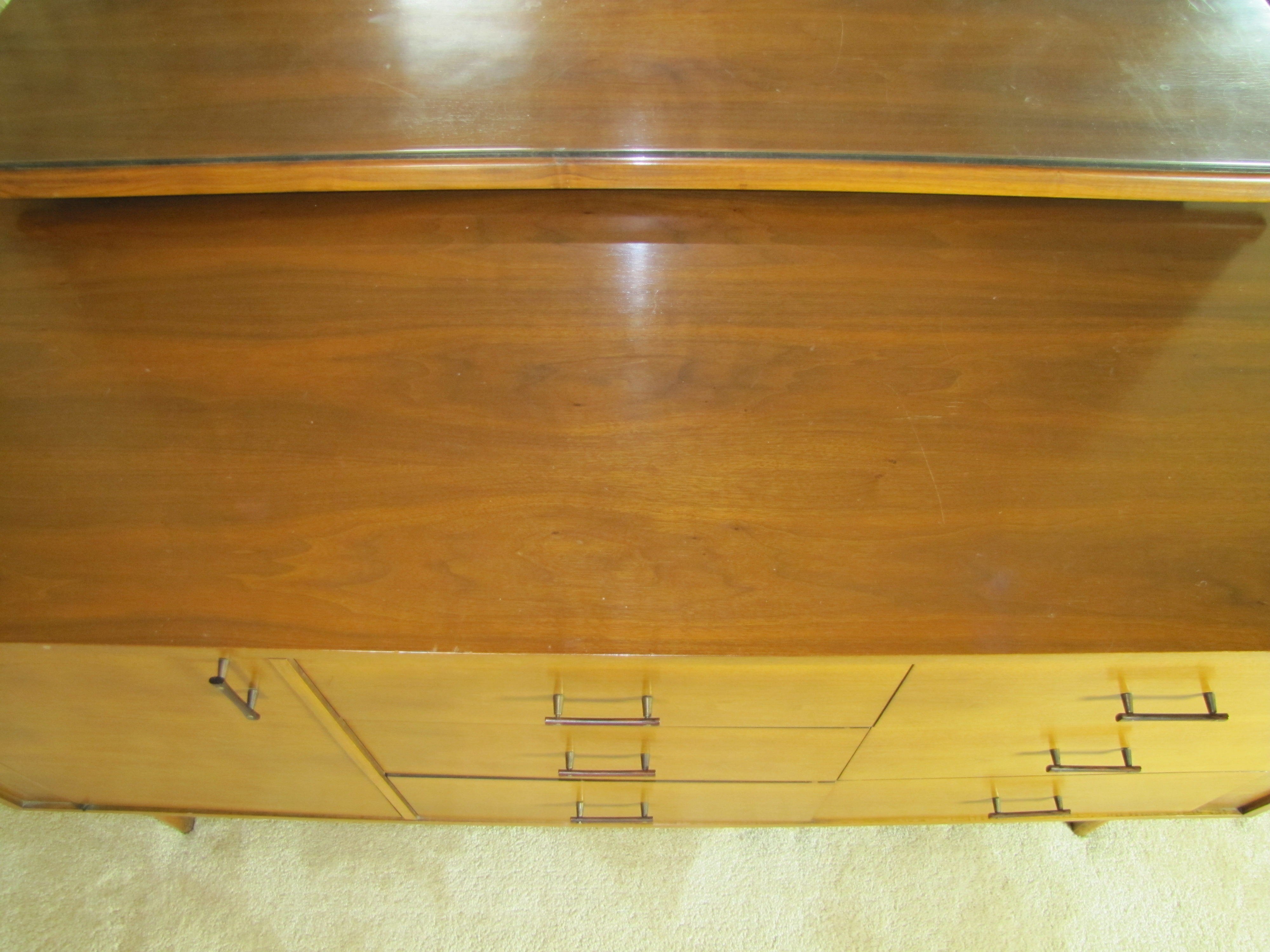 Mid-Century Modern Kroehler Dresser With Mirror
