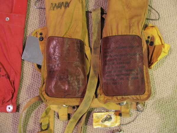 US Army Pneumatic Life Preserver
