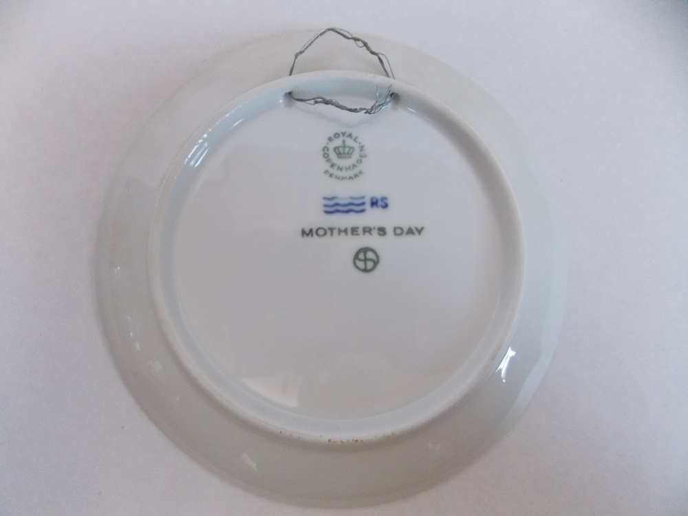 Six Collectible Royal Copenhagen "Children's Christmas" Plates