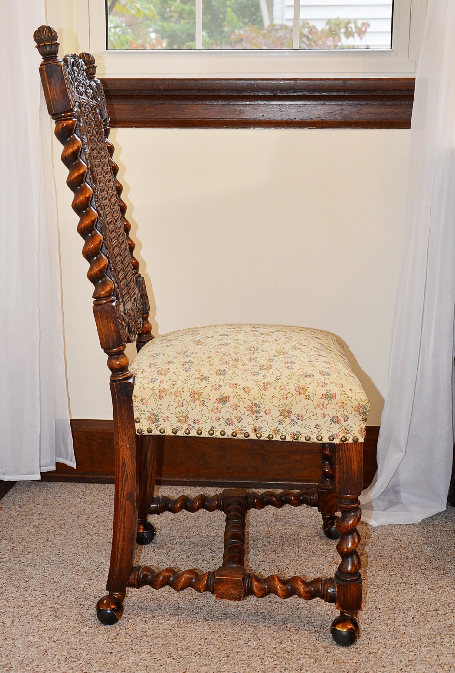 Early 20th Century Jacobean Revival Oak Dining Room Table and Chairs