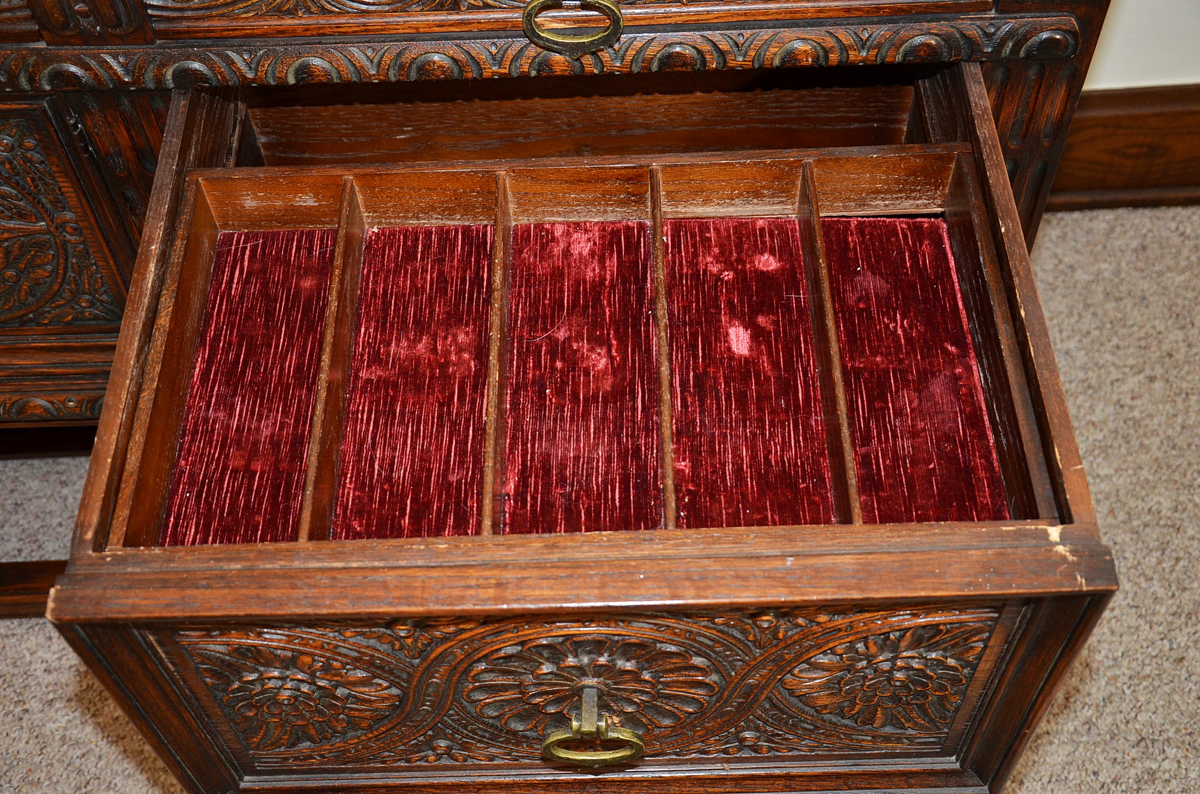 Early 20th Century Jacobean Revival Oak Sideboard Console