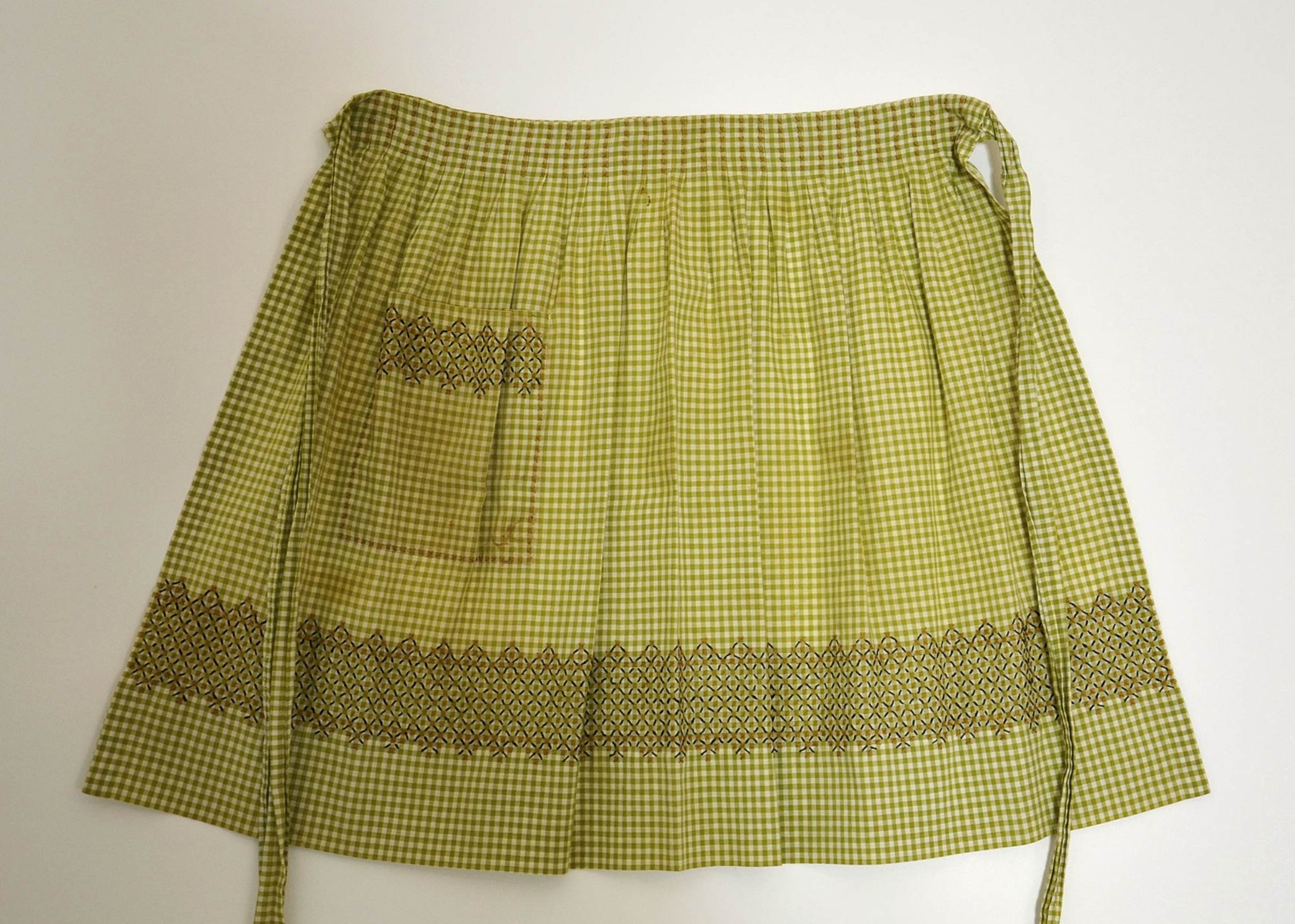 Trio of Children's Aprons.