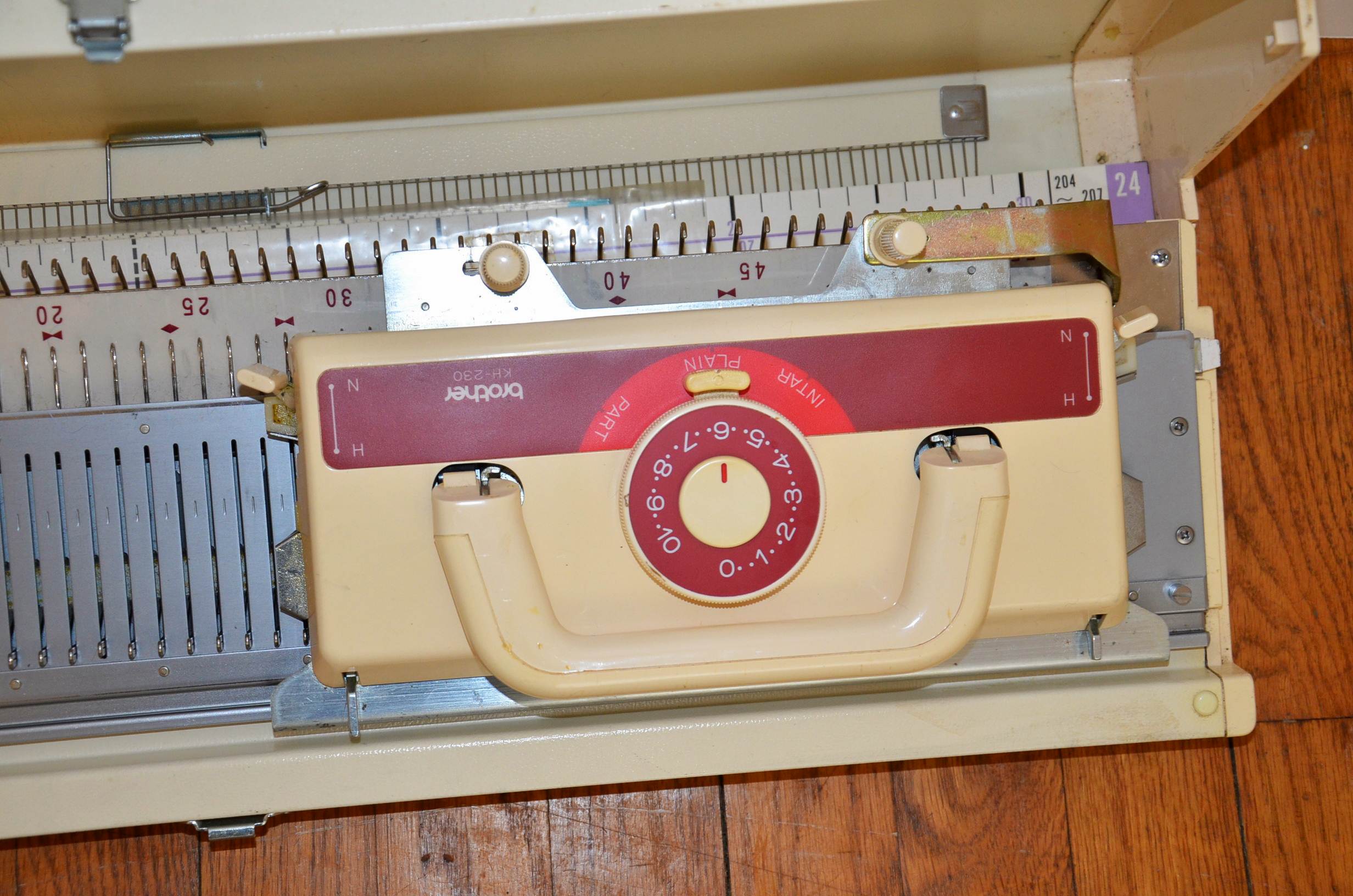 Brother KH-230 Knitting Machine