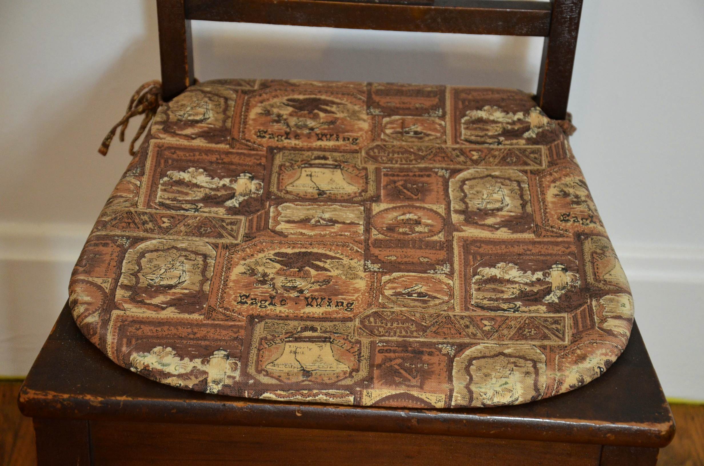 Furniture Pairing, Chair and Table