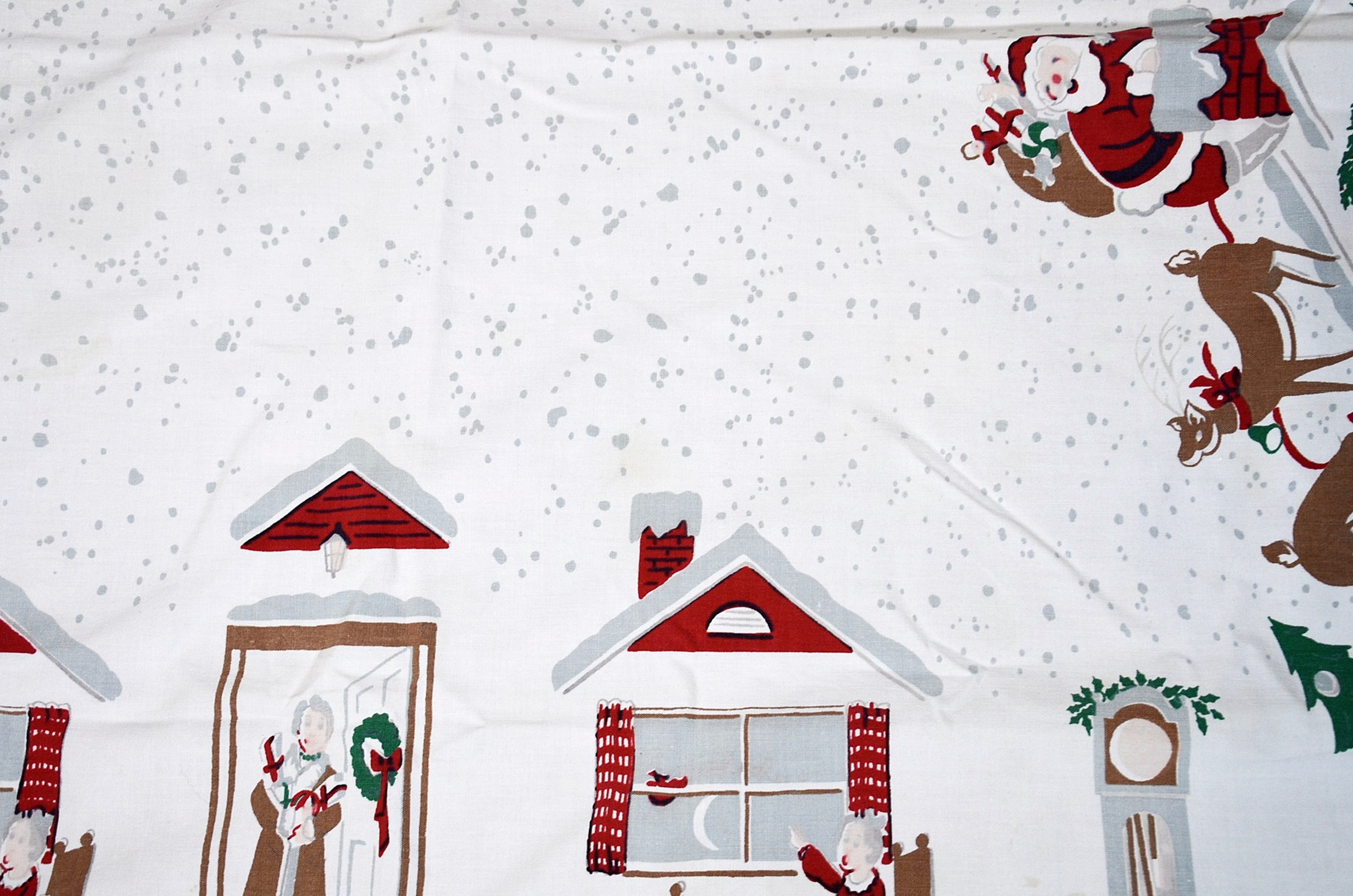 Vintage Holiday Table Linens