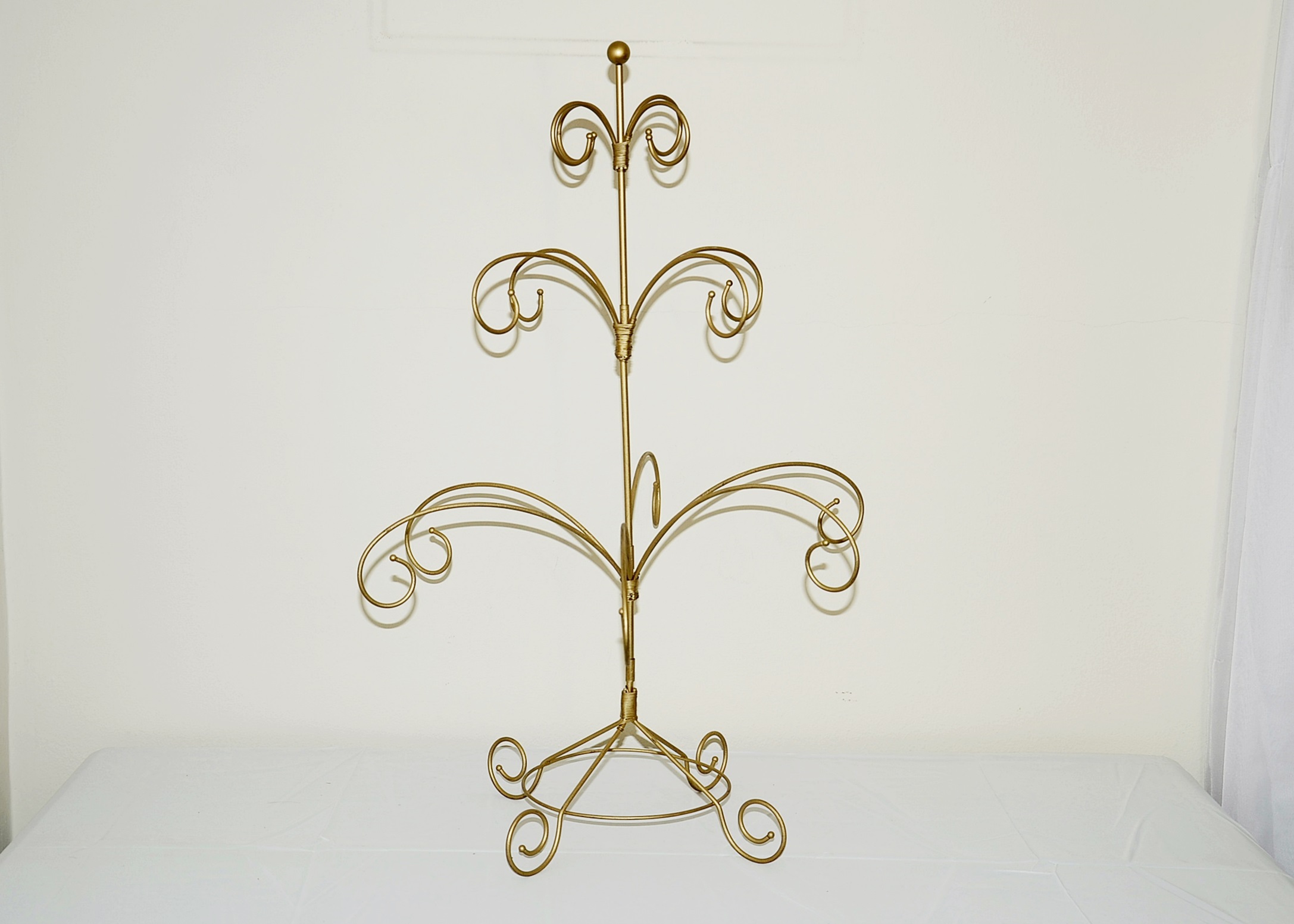 Gold Metal Ornament Tree