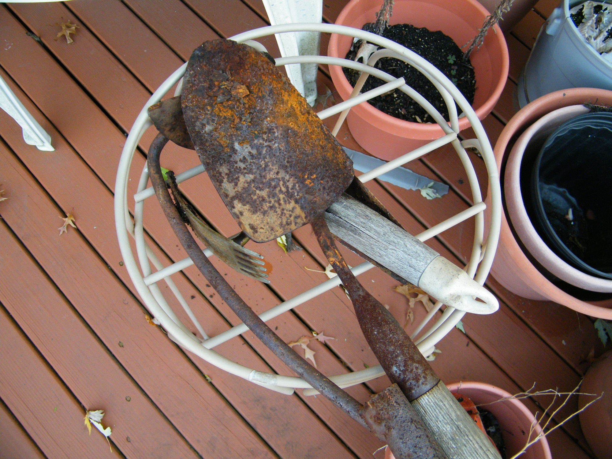 Garden Pots, Chairs, Tools