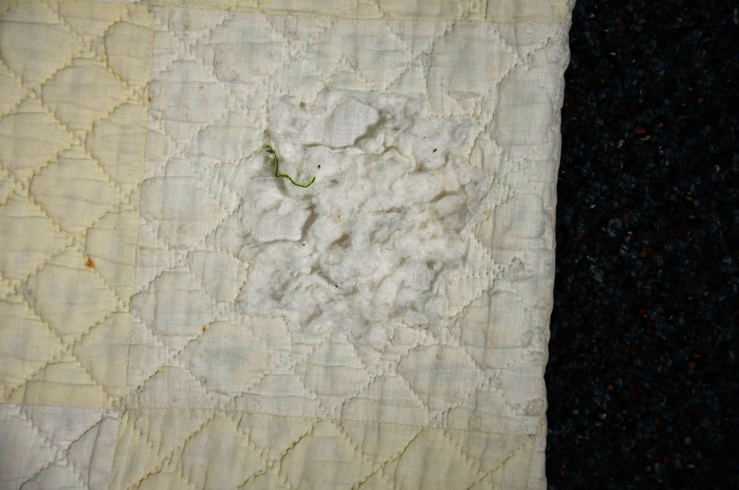 Embroidered Quilt and Blanket Stand 