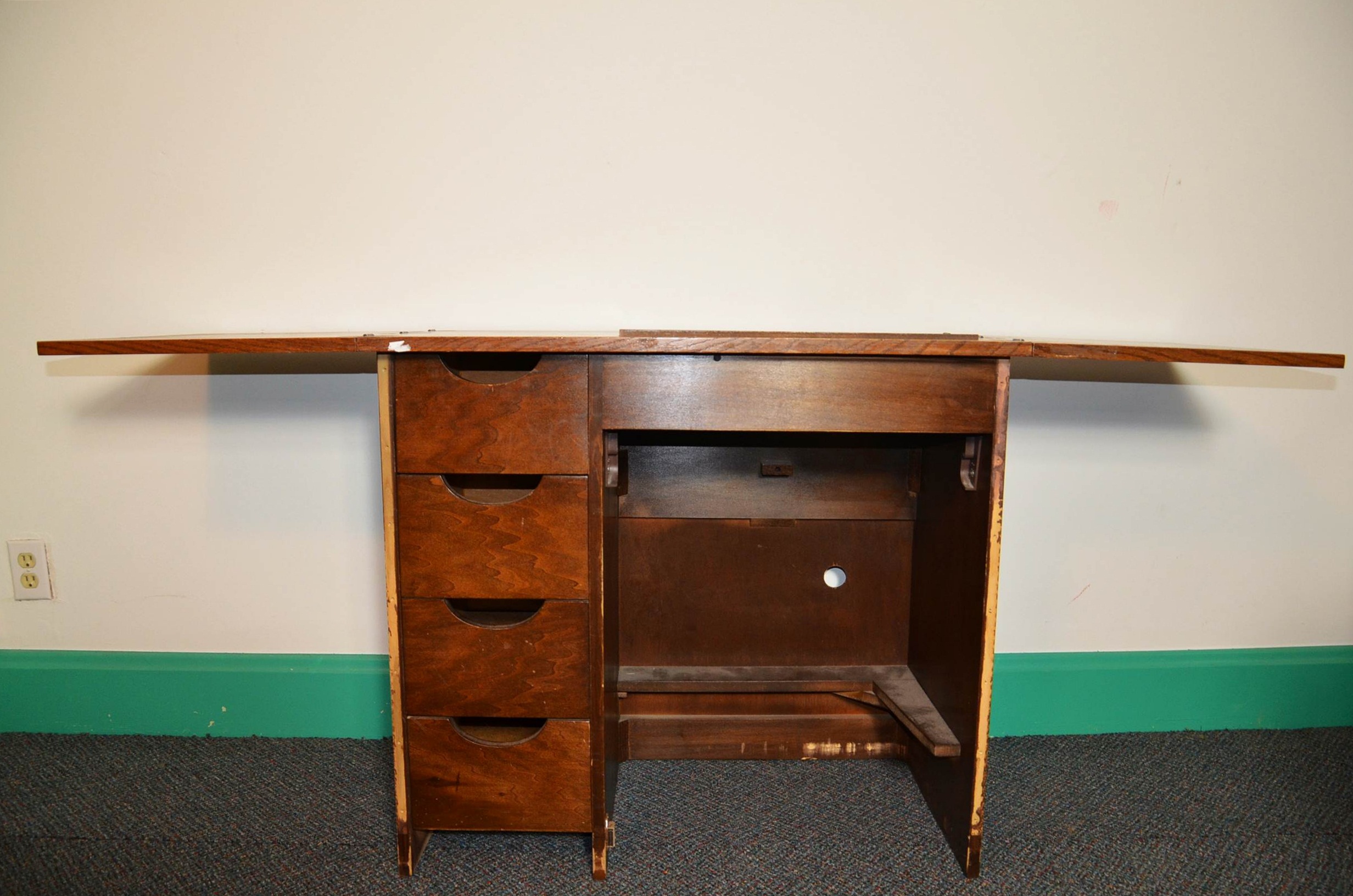 Sewing Machine Table