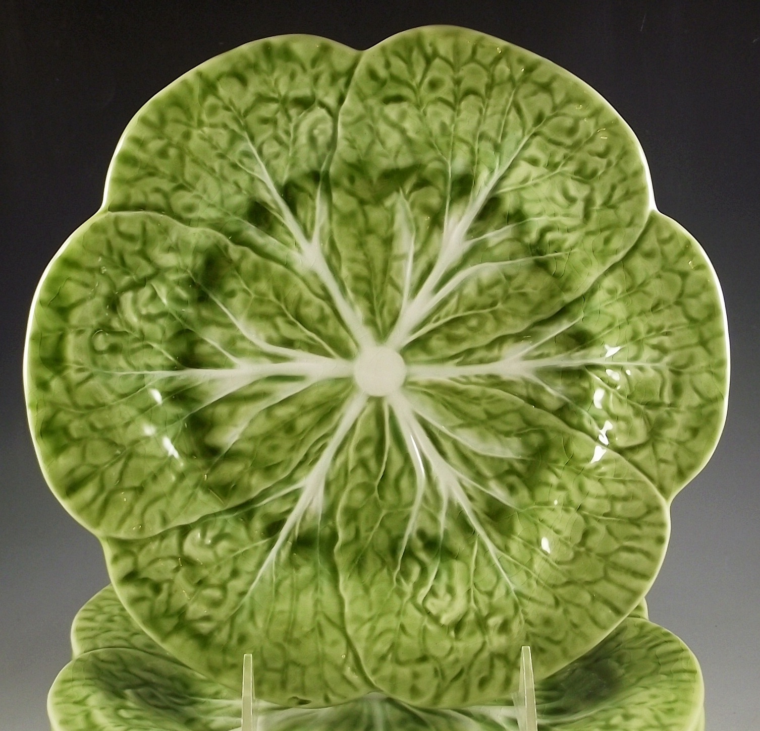 Set of Eight Bordallo Pinheiro Portugal Green Lettuce Plates