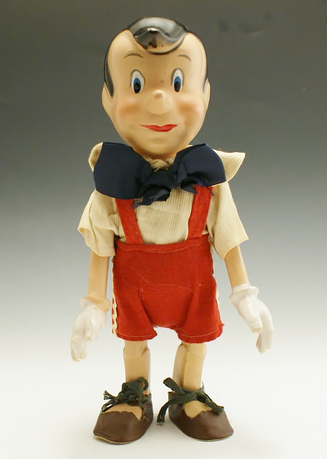 1930's Walt Disney Articulated Pinocchio Doll