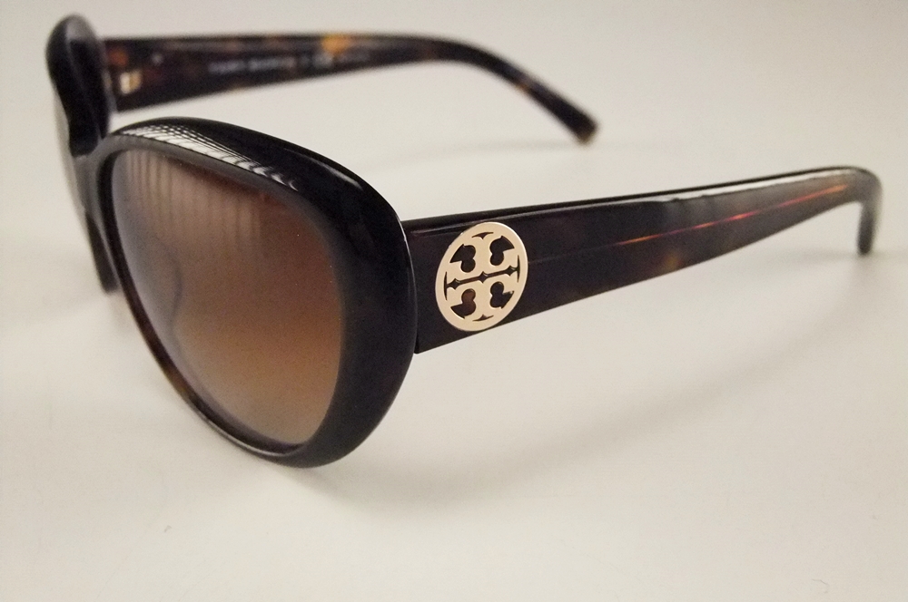 Tory Burch Sunglasses in Tortoise with Original Case