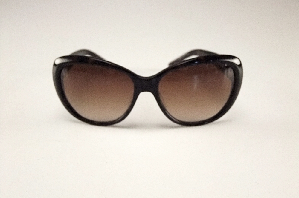 Tory Burch Sunglasses in Tortoise with Original Case