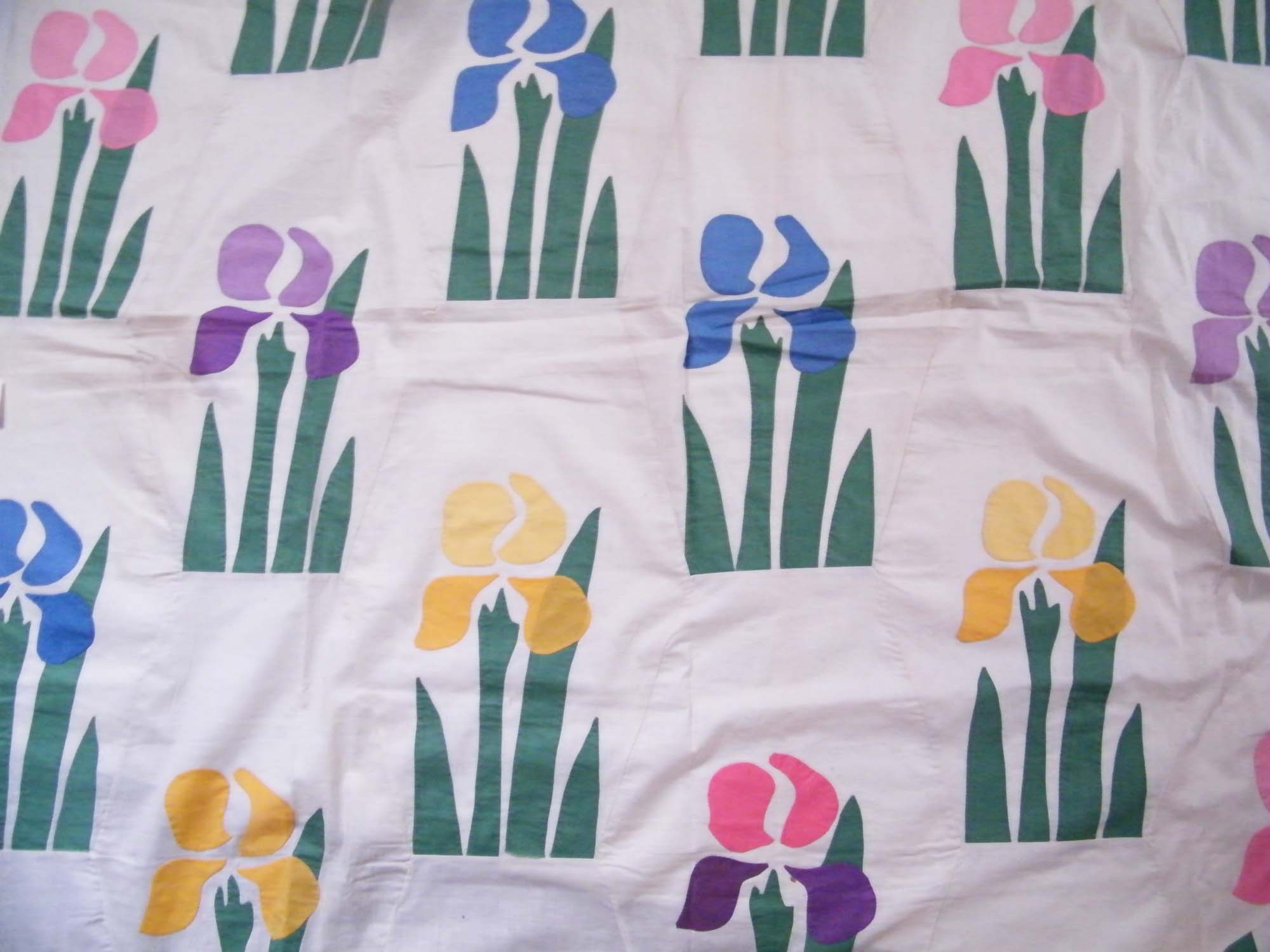 Vintage 'Iris' Quilt Top