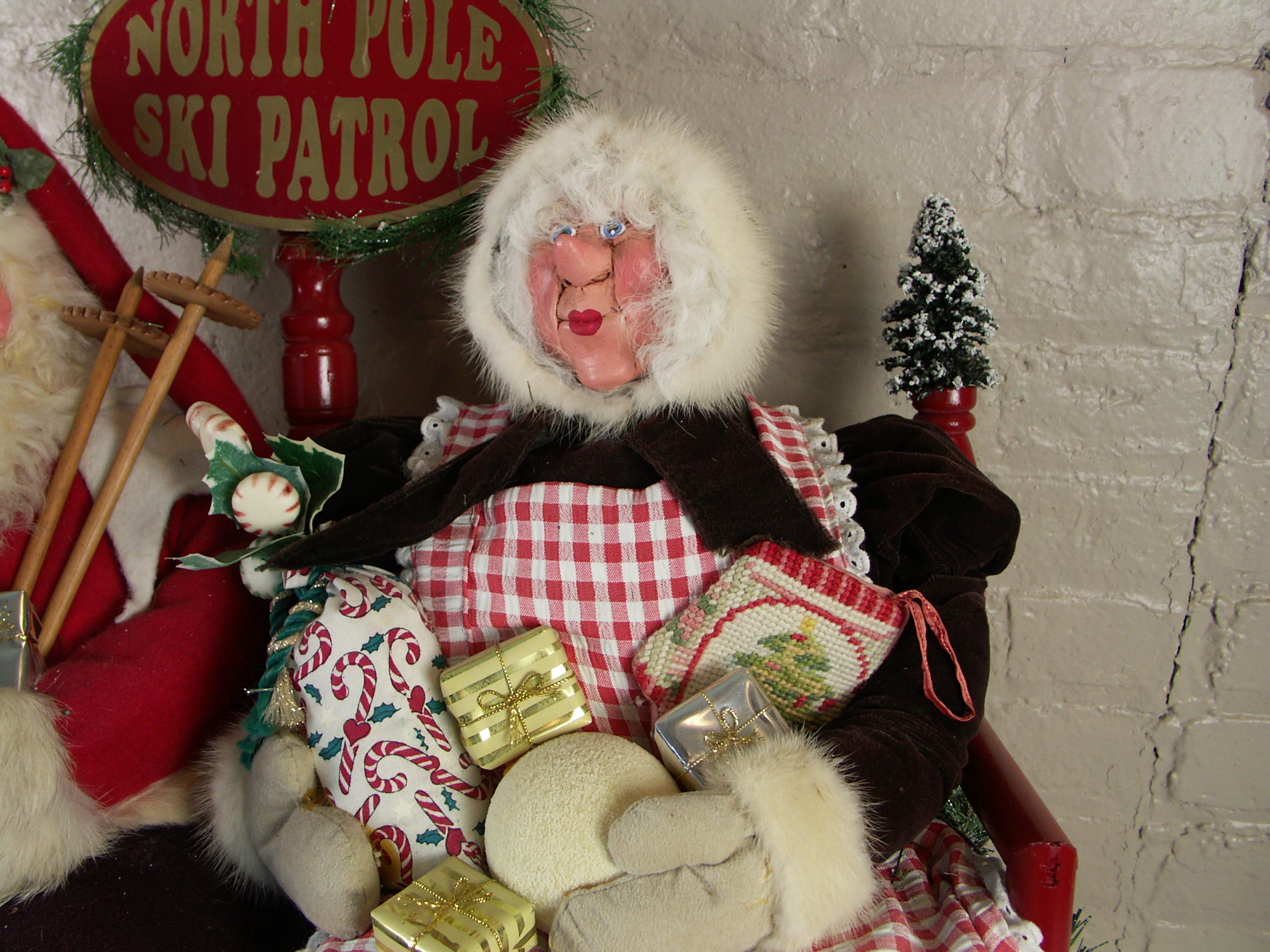 Original Brian Kidwell "The Toymaker" Santa and Mrs. Claus Ski Patrol Sculpture