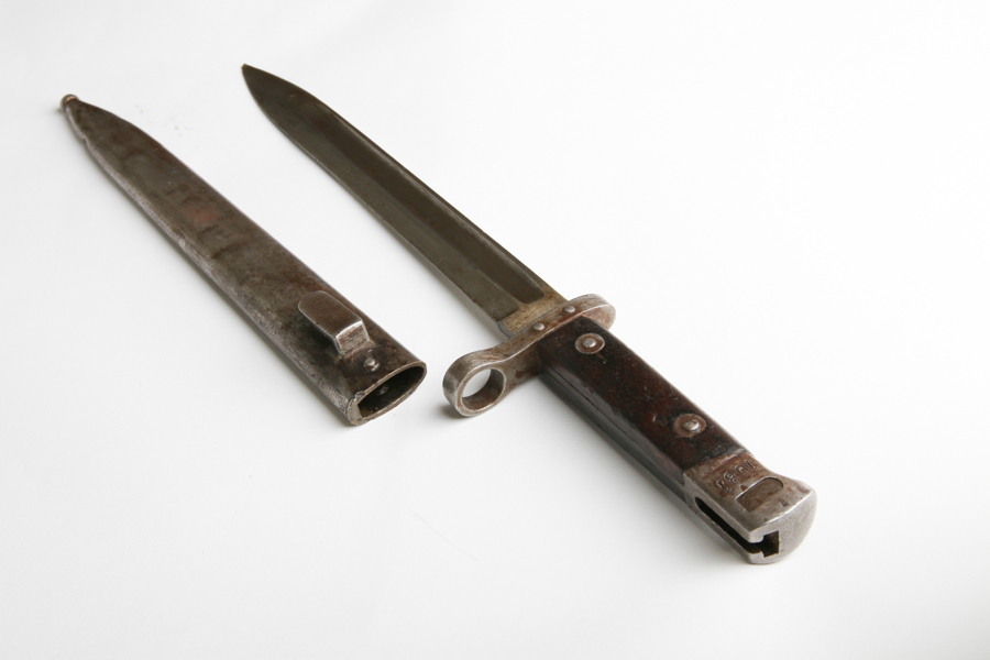 WWI Ernst Busch Solingen Bayonet